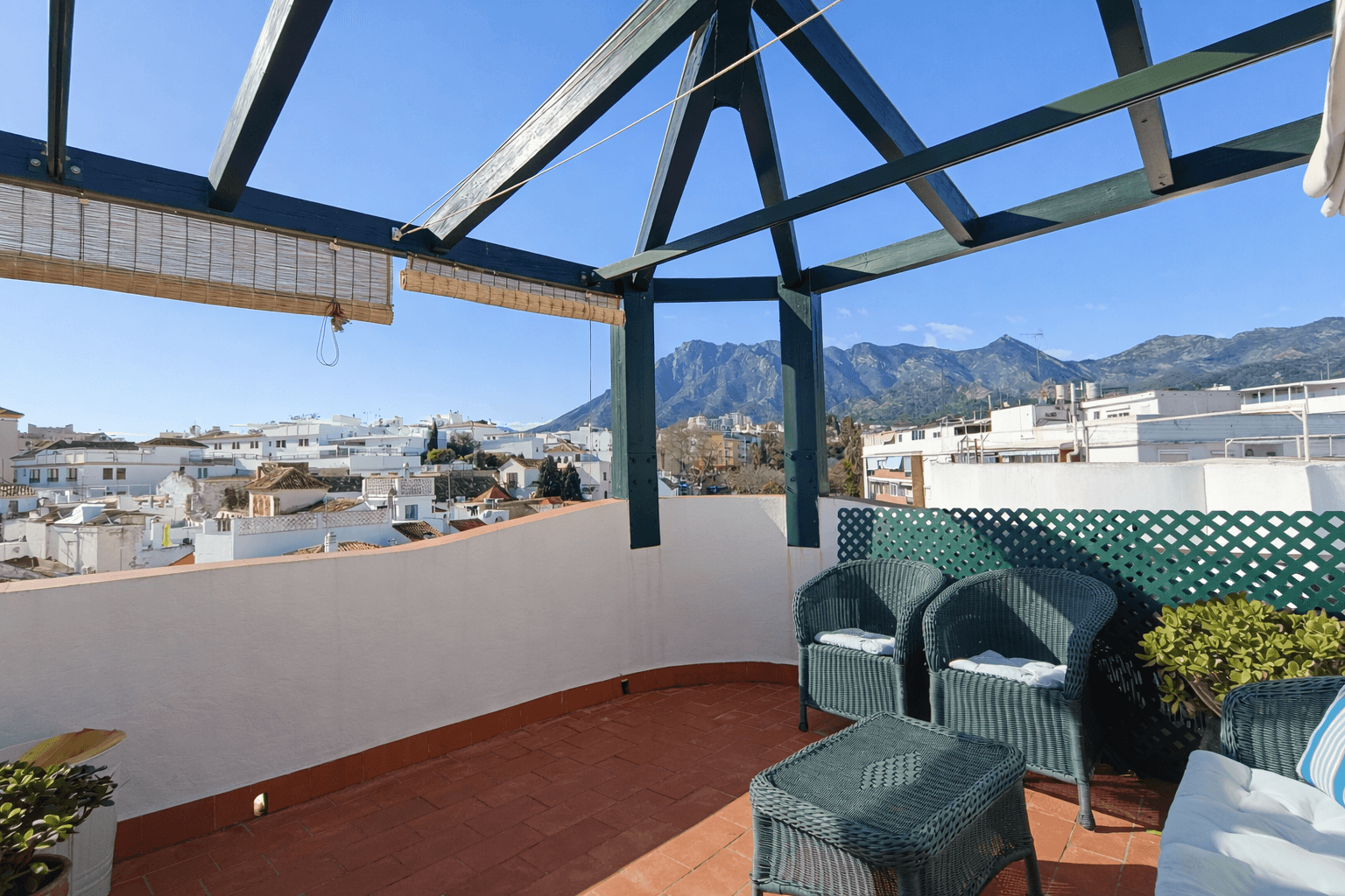 2-bed Apartment in Marbella