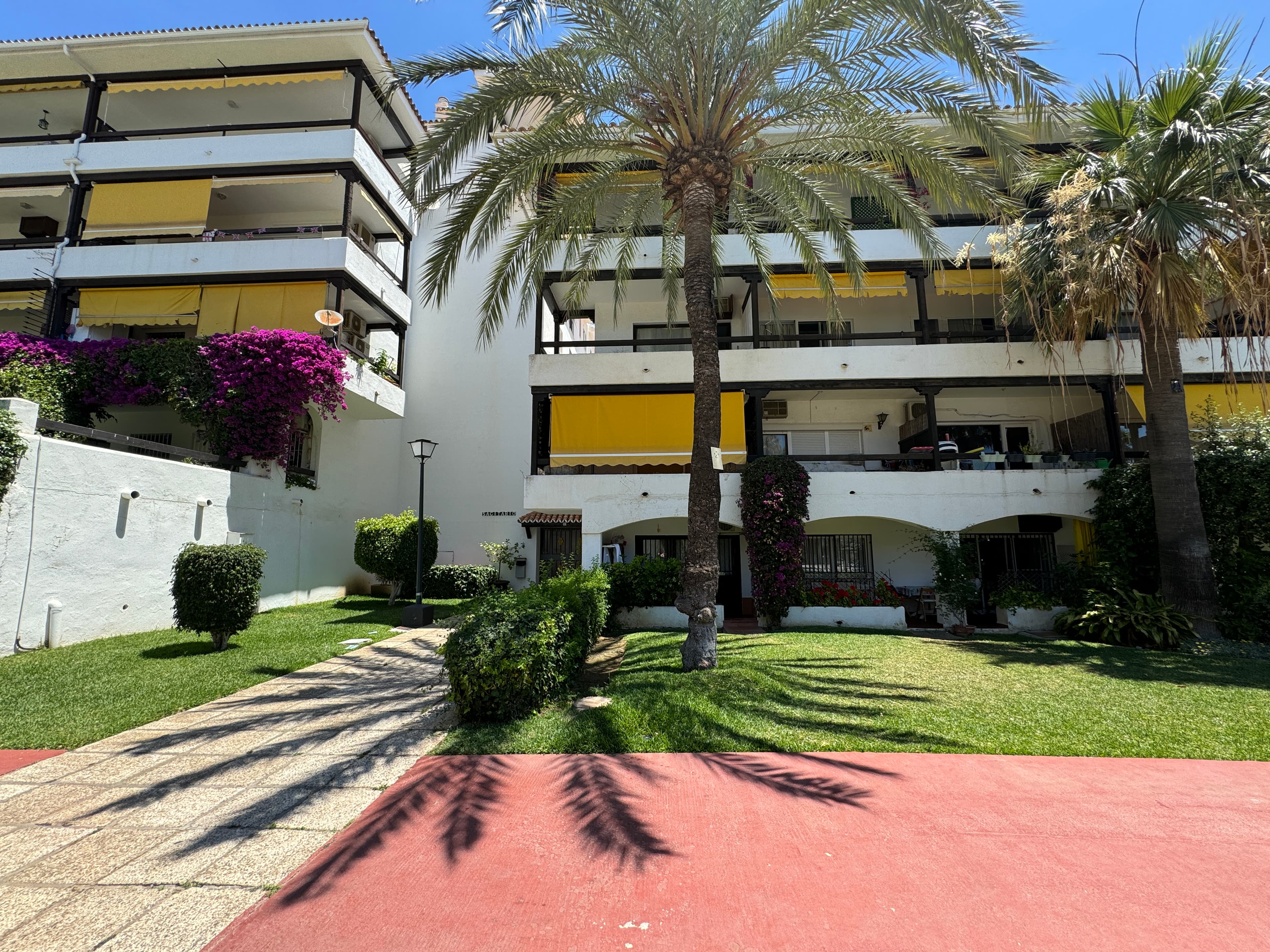 2-bed Apartment in Marbella Golden Mile