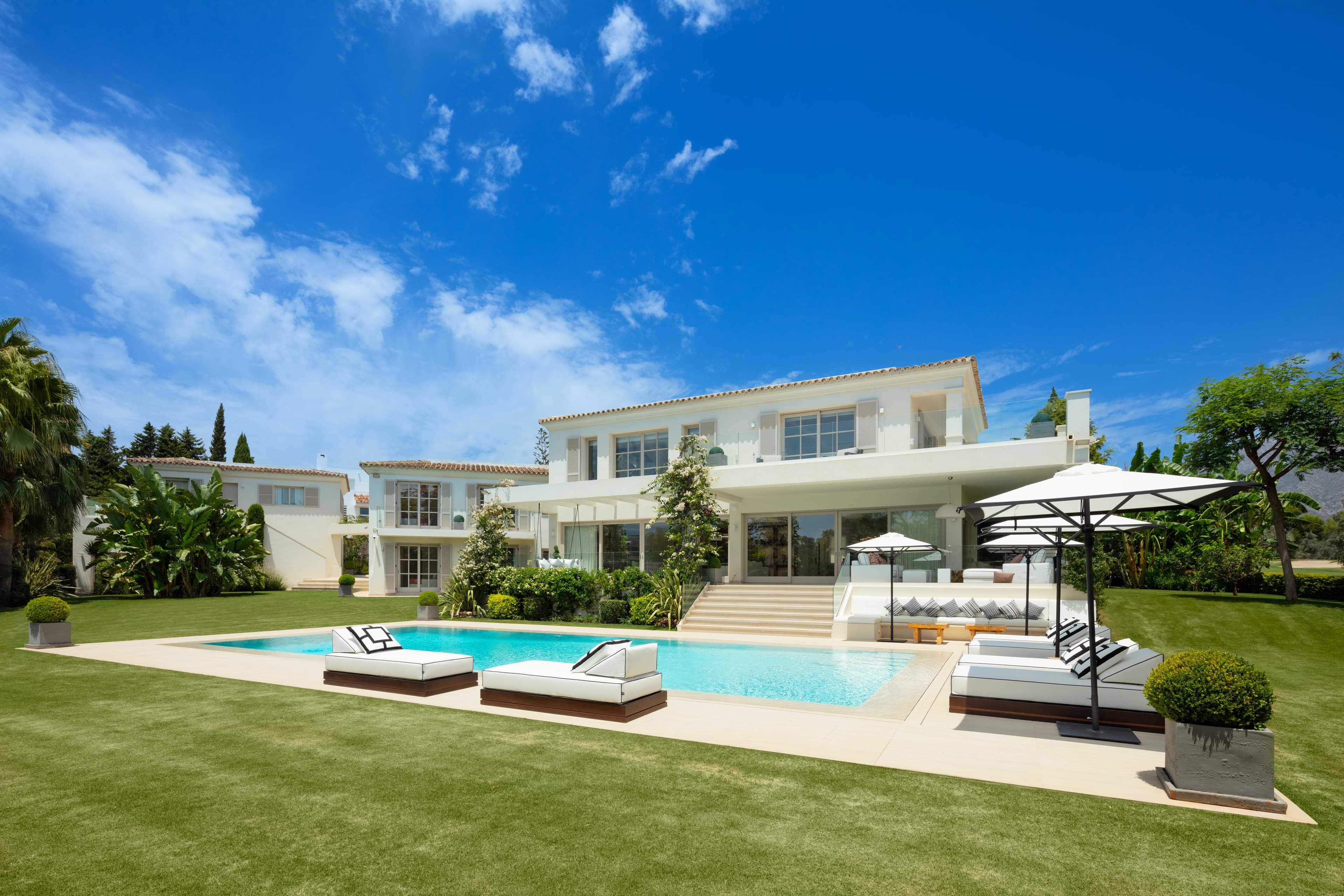 6-dorm. Villa en Nueva Andalucia