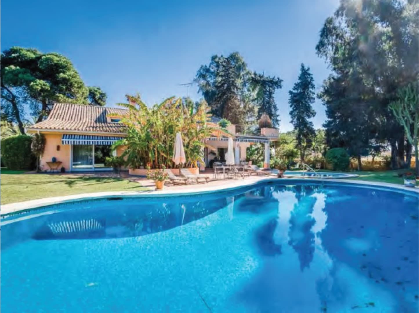 6-slaapk. Villa in Estepona