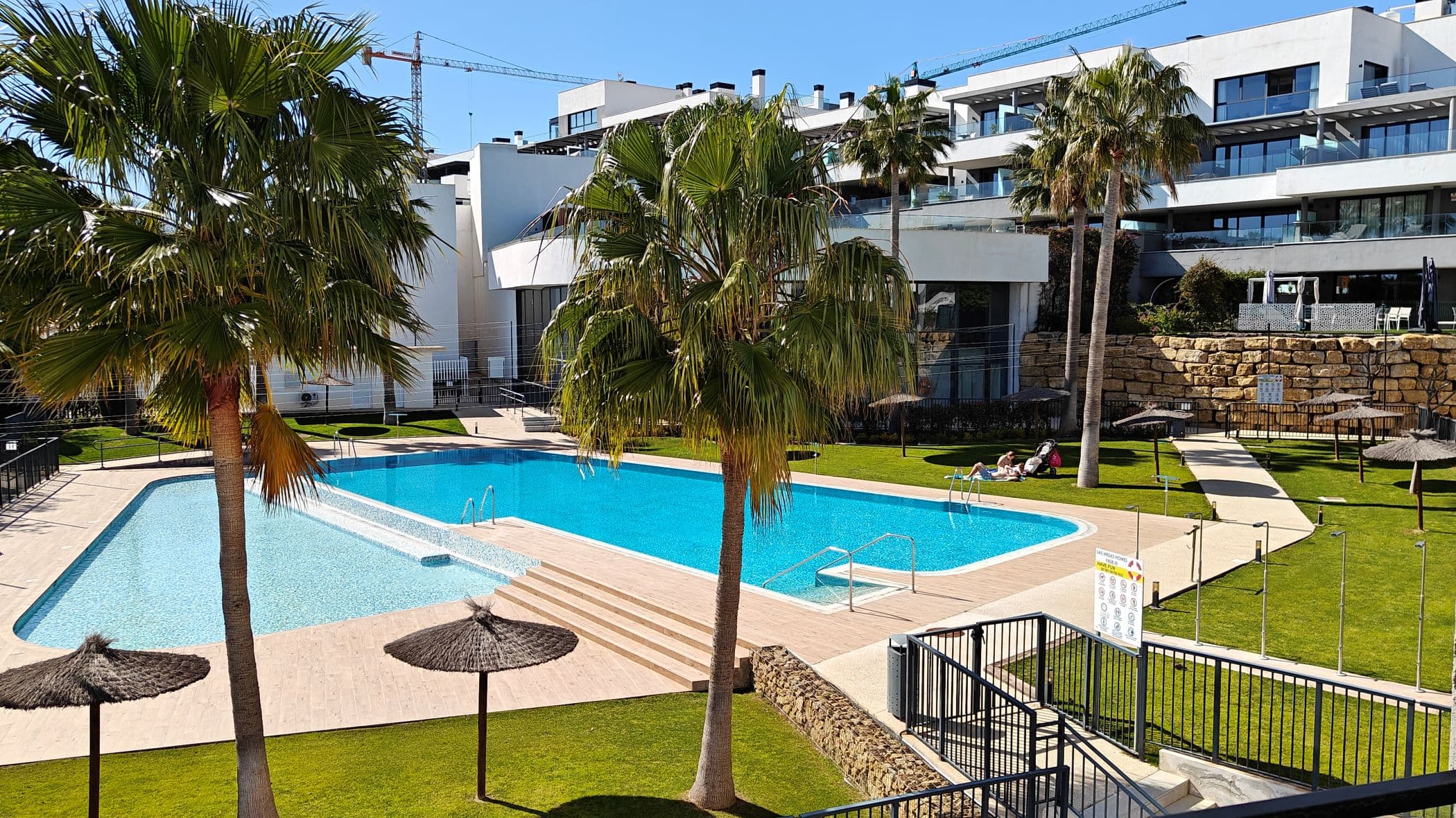4-bed Apartment in Estepona Town