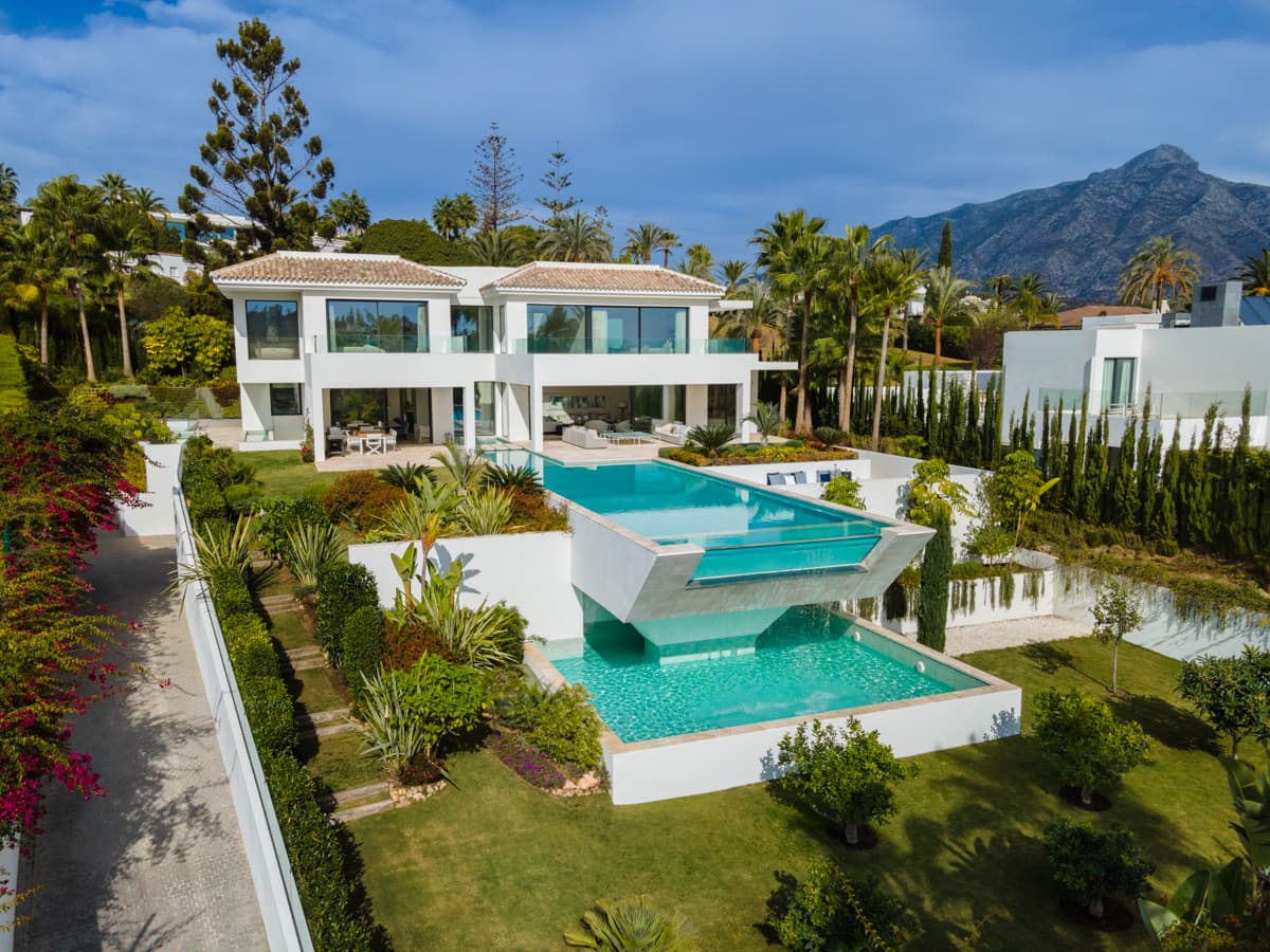 6-dorm. Villa en Nueva Andalucia