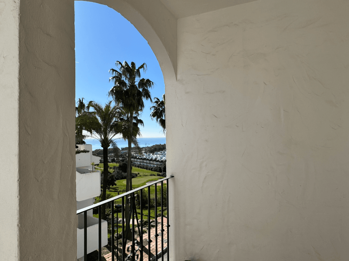 3-bed Apartment in La Duquesa