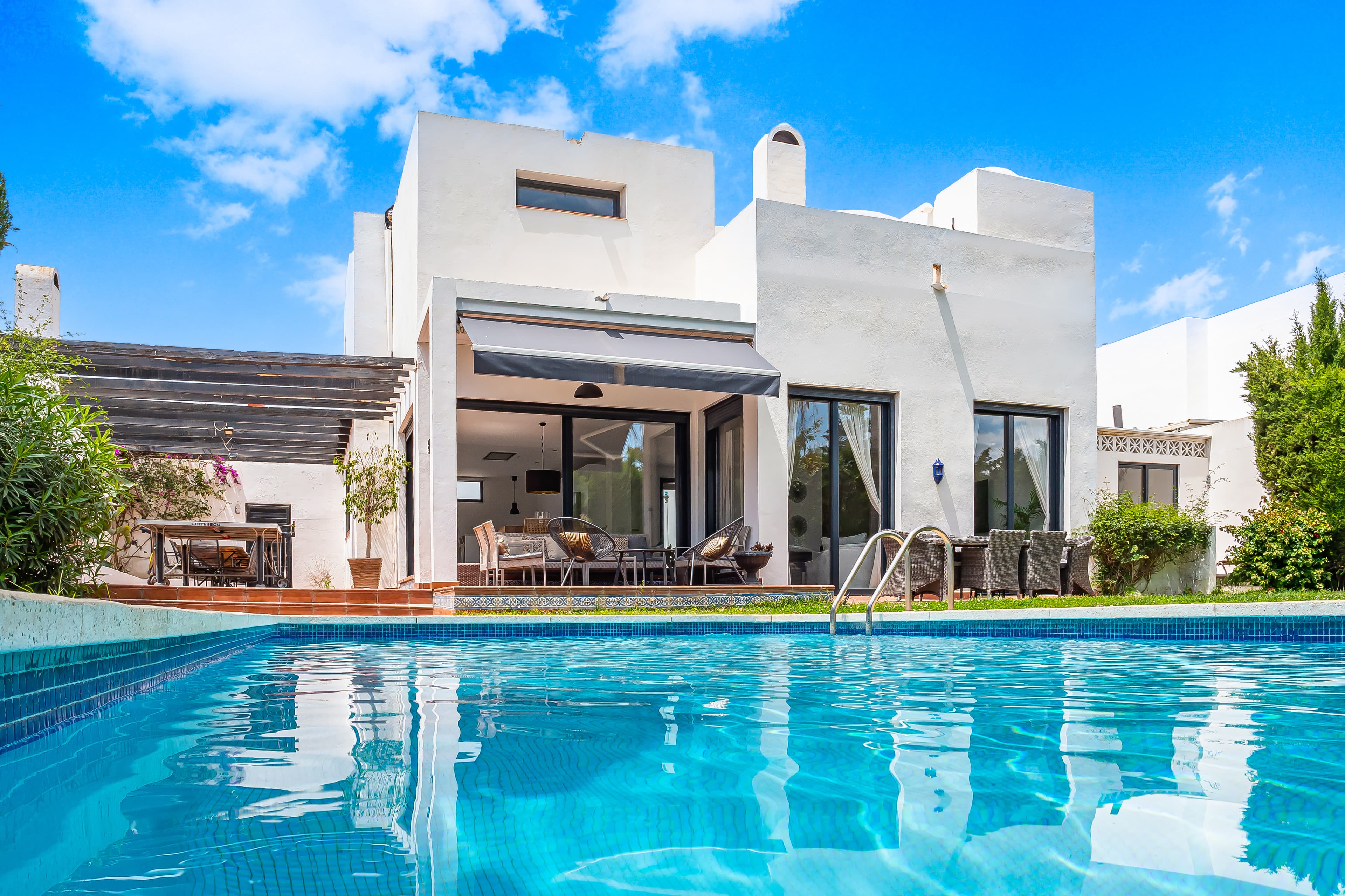 6-bed Villa in Nueva Andalucia