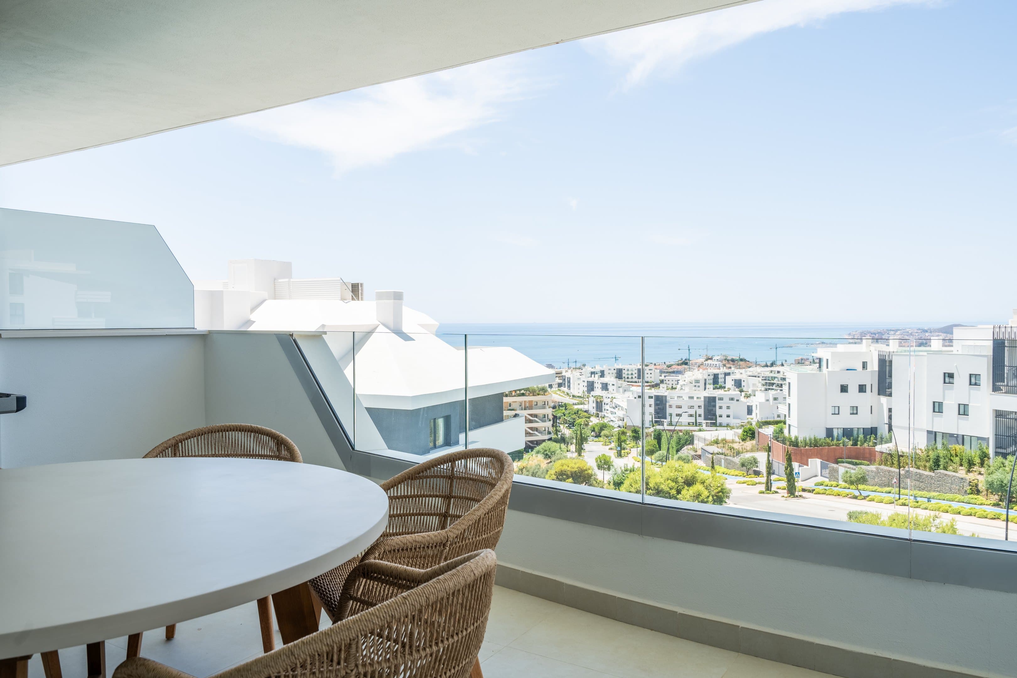 3-bed Apartment in El Higueron
