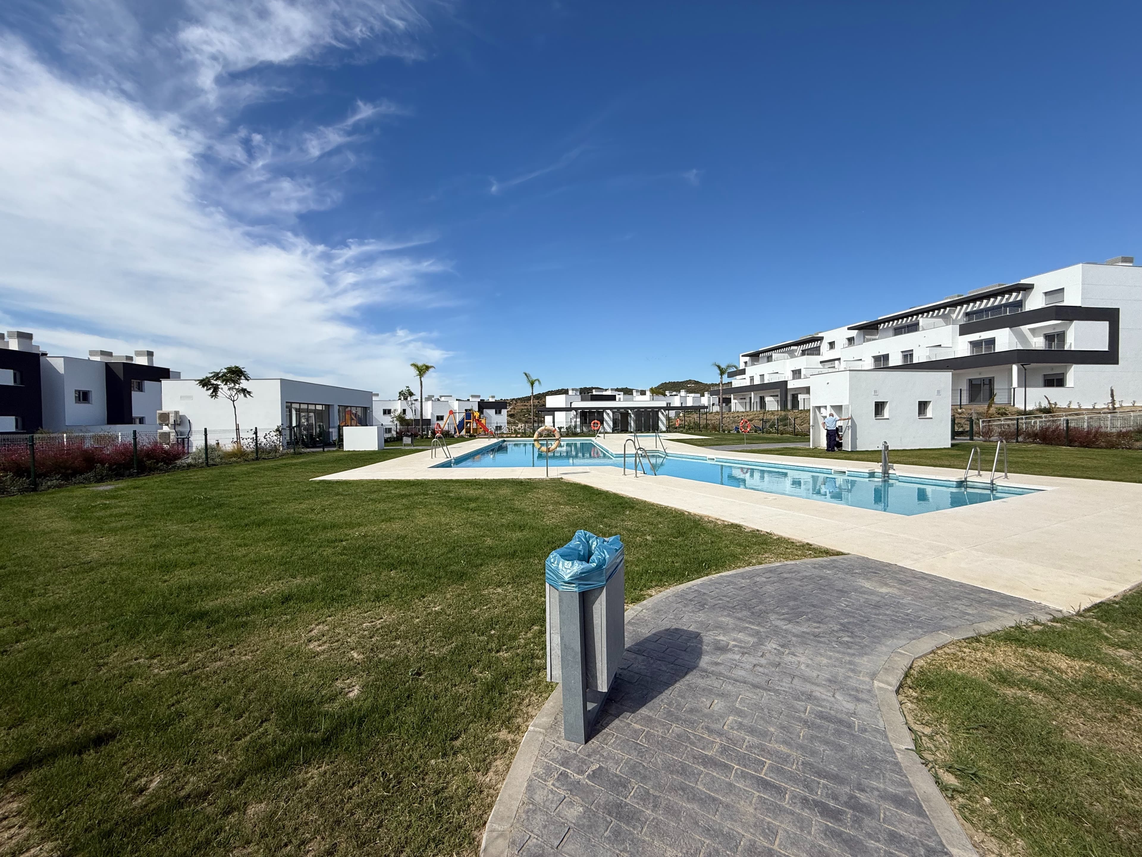 2-bed Apartment in Estepona West