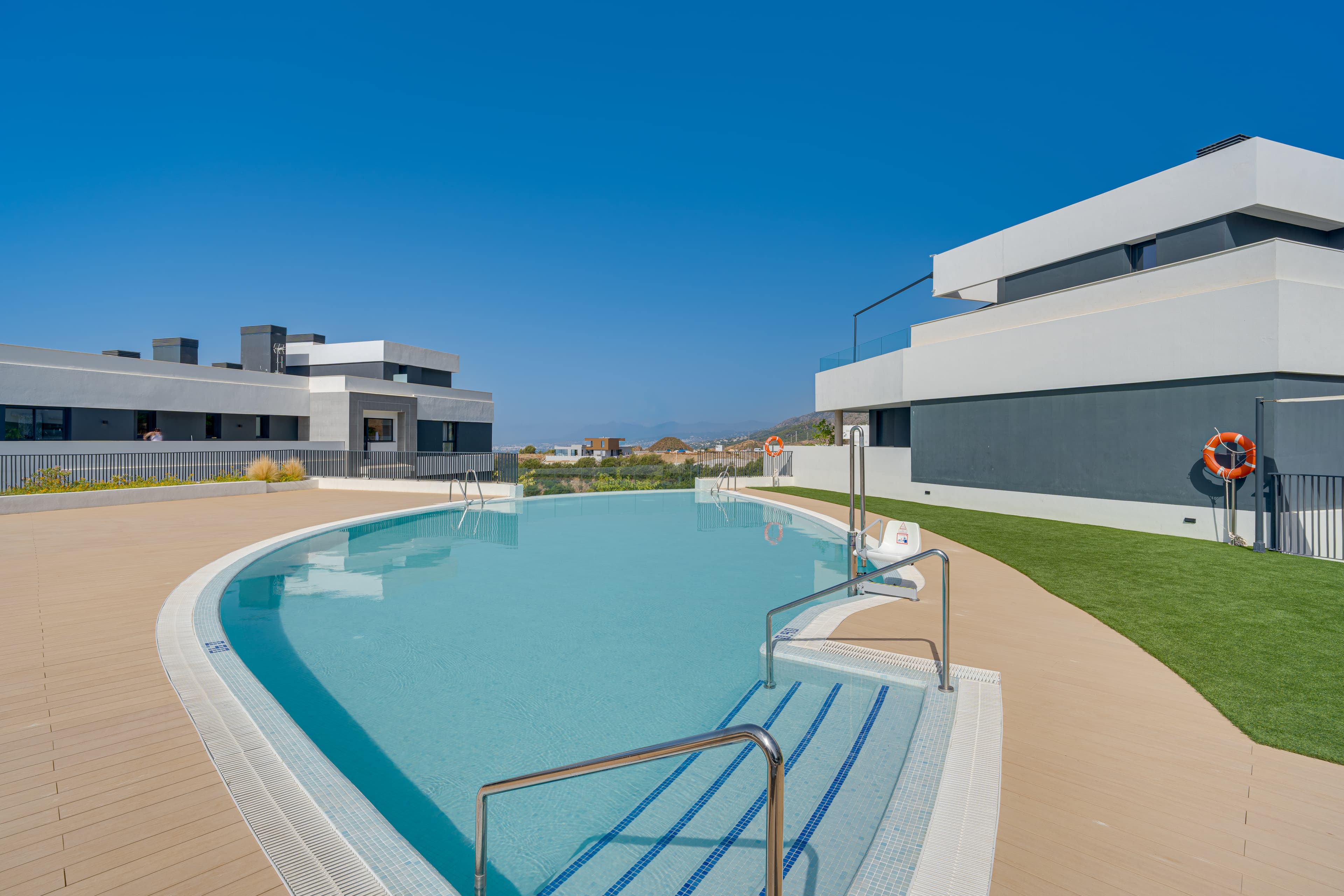 3-bed Apartment in Marbella Este