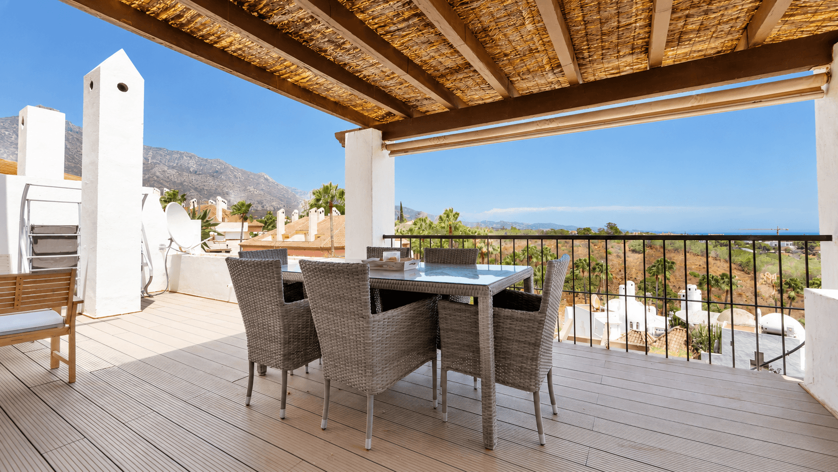 2-bed Apartment in Marbella Golden Mile