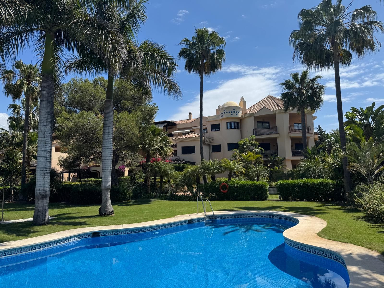 2-dorm. Apartamento en Marbella - Puerto Banus