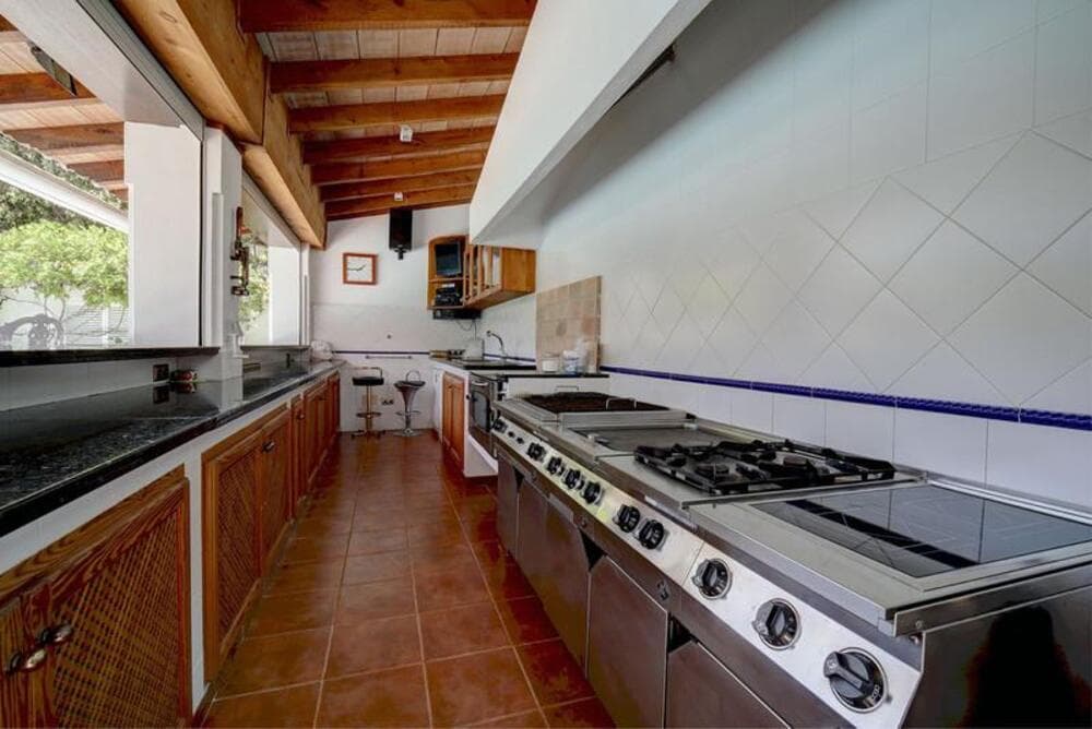 5-dorm. Villa en Estepona East