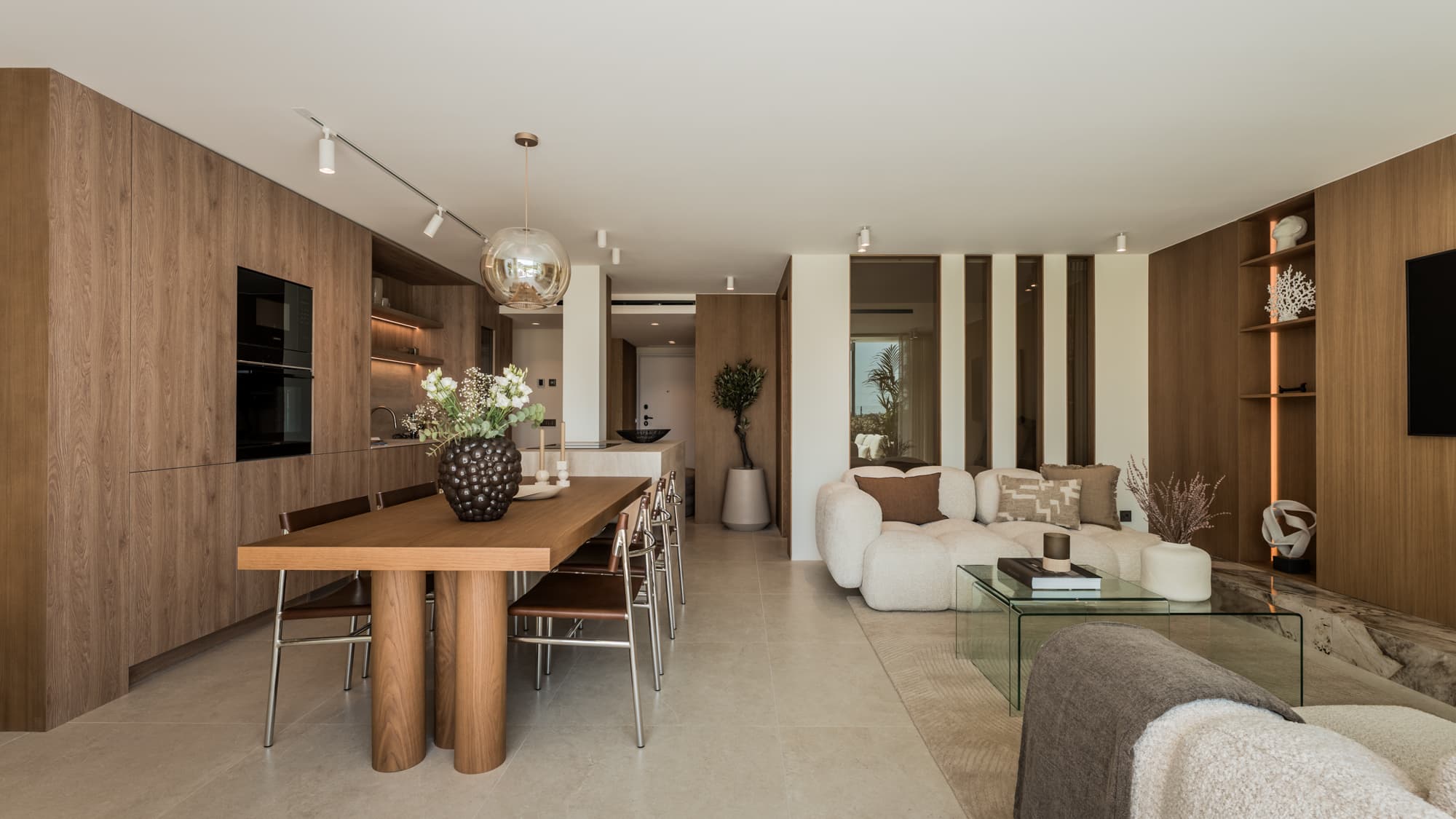 4-bed Apartment in Nueva Andalucia