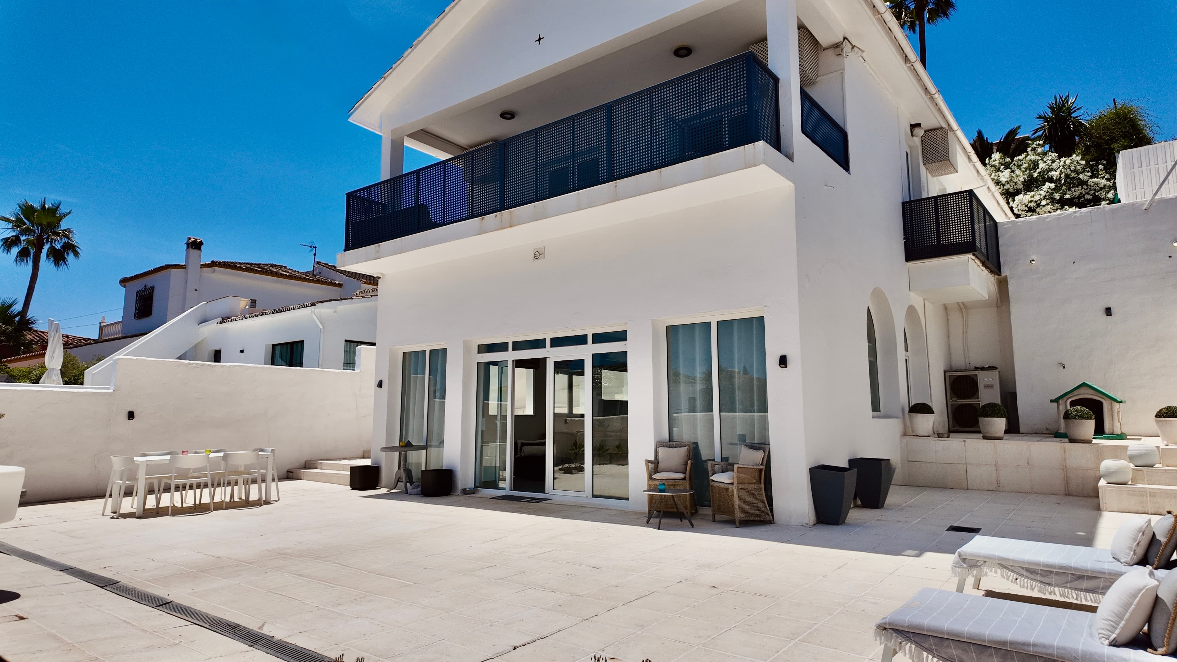 4-bed Villa in Nueva Andalucia