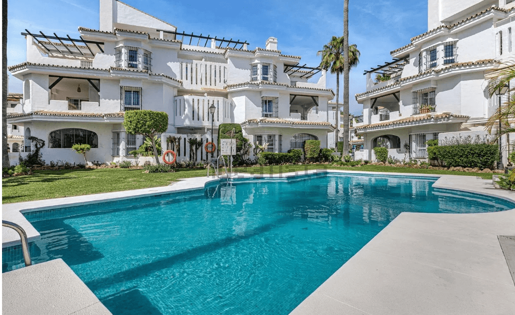 3-dorm. Apartamento en Nueva Andalucia