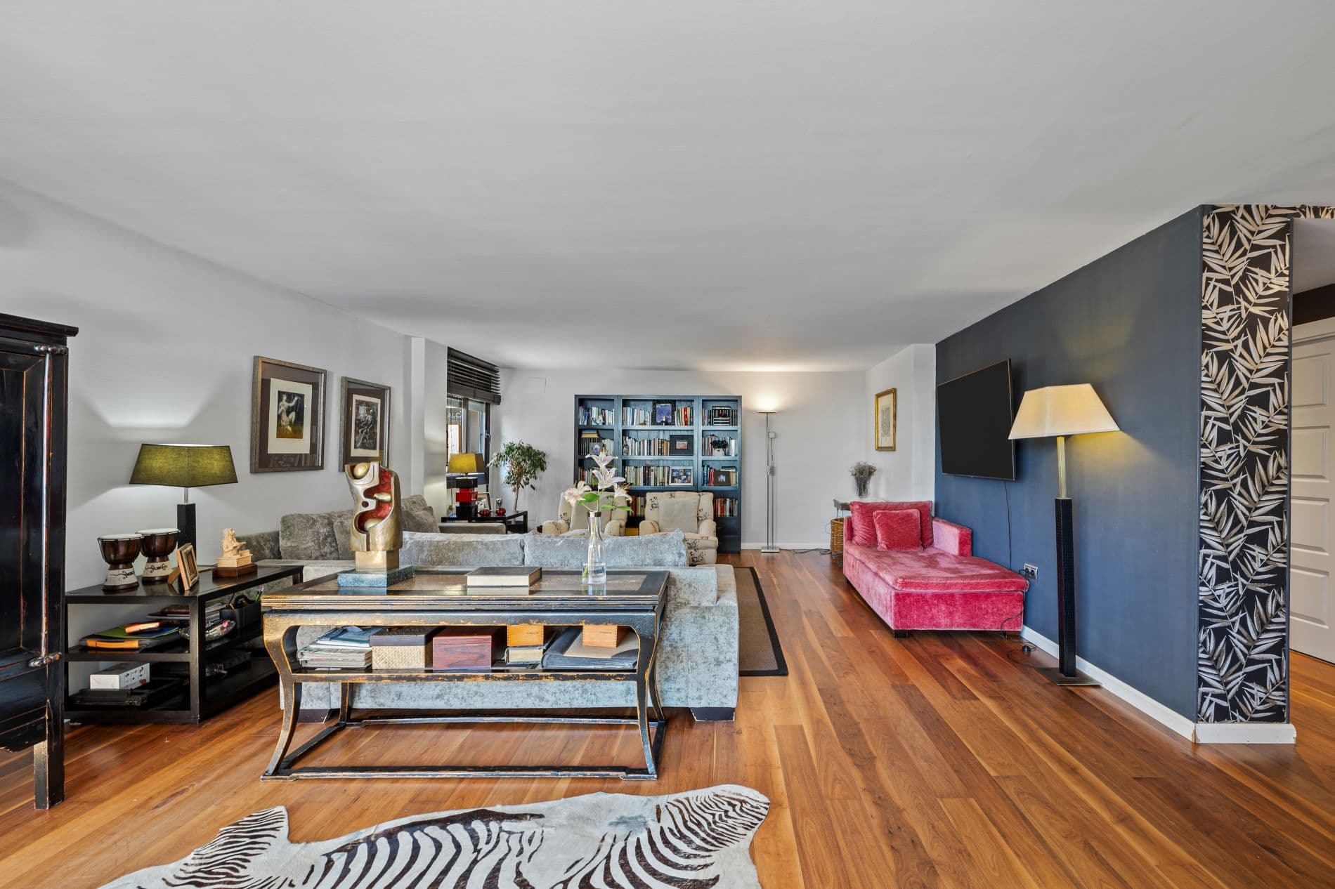 4-bed Apartment in Malaga - Este