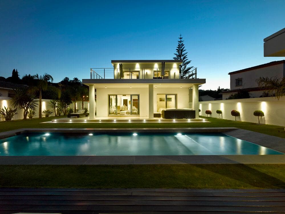 4-dorm. Villa en Nueva Andalucia
