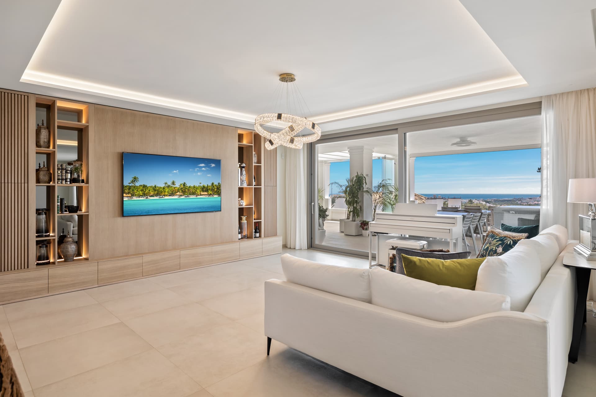 7-bed Apartment in Nueva Andalucia
