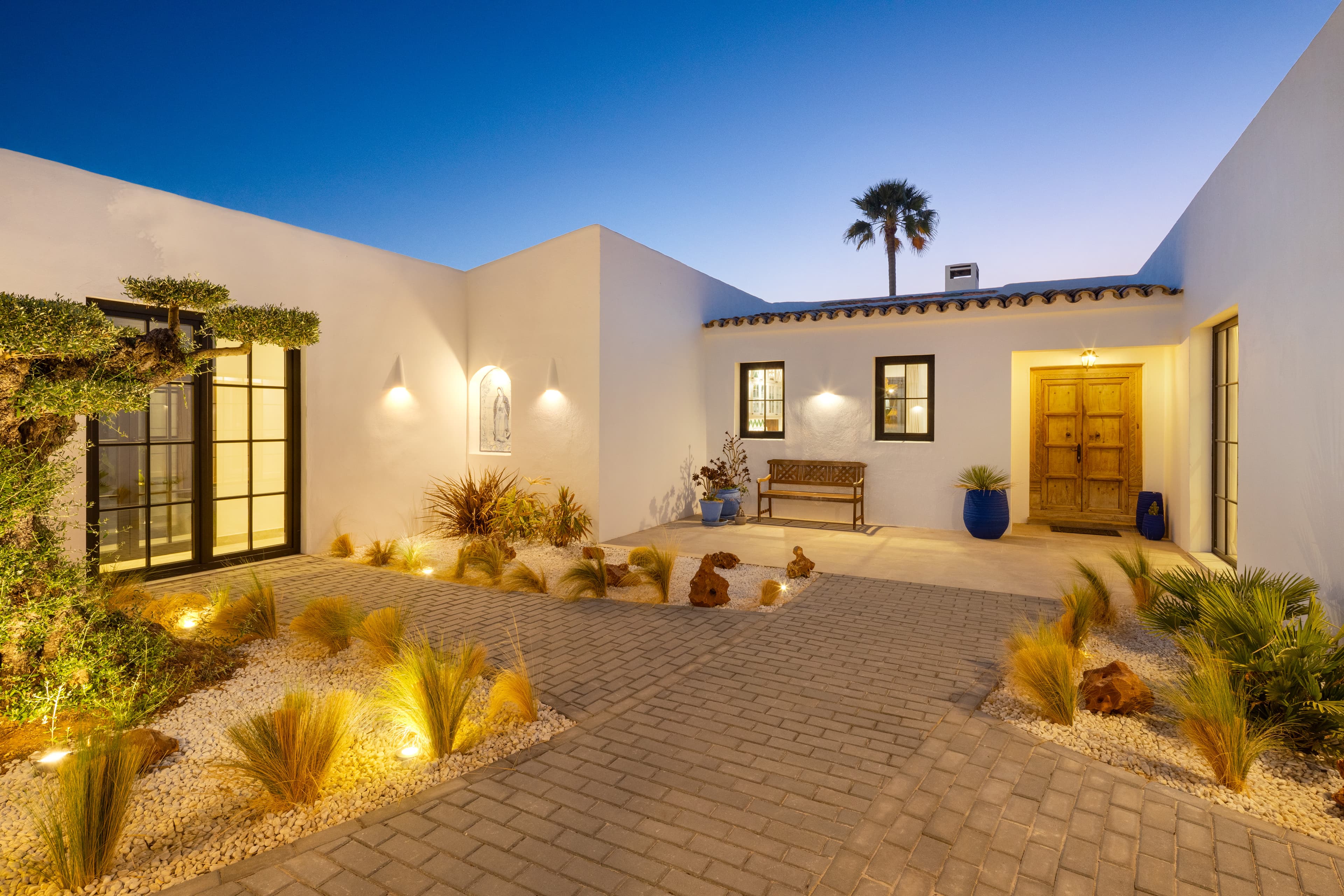 8-bed Villa in Guadalmina Alta