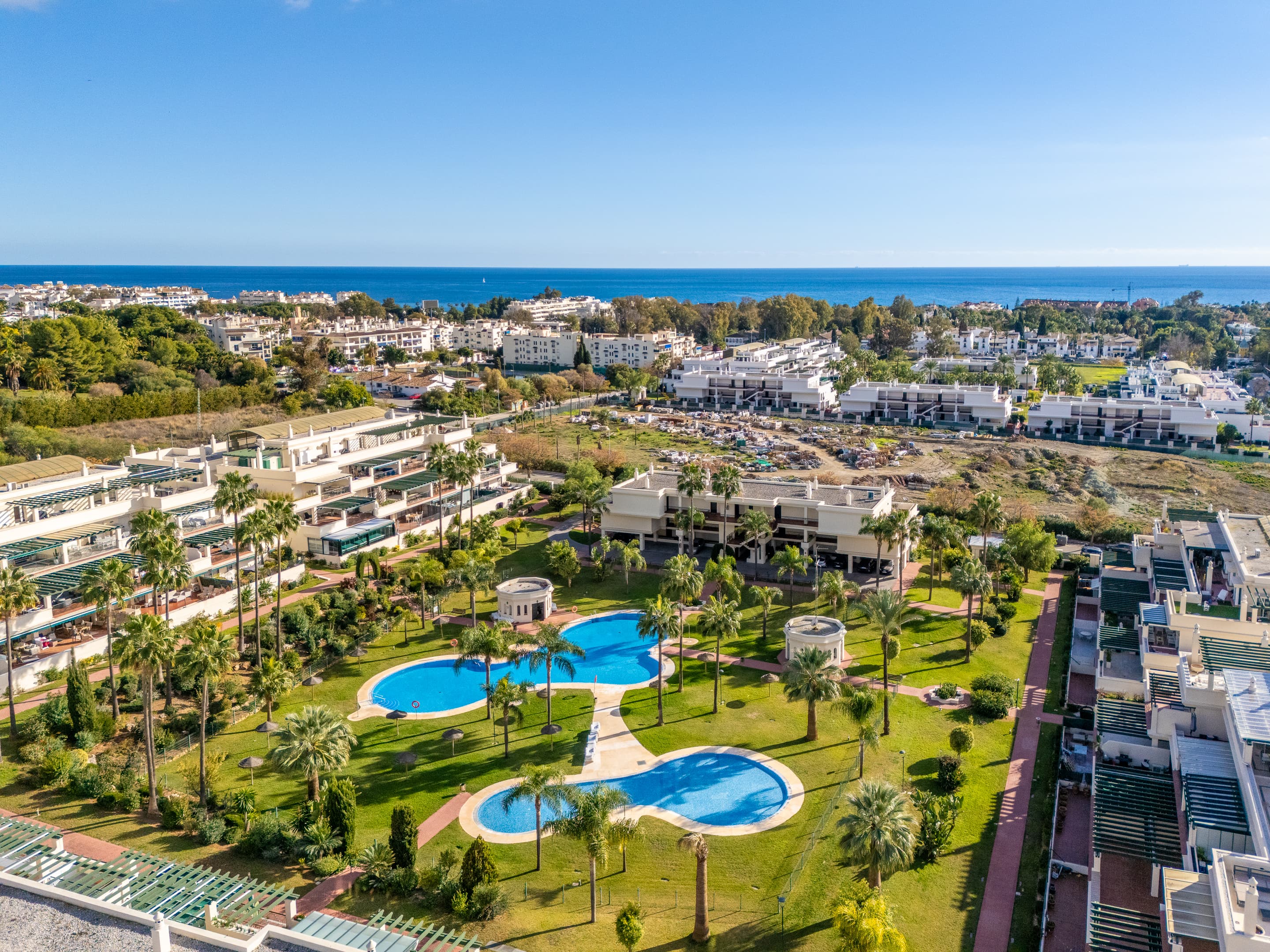 2-bed Apartment in Nueva Andalucia