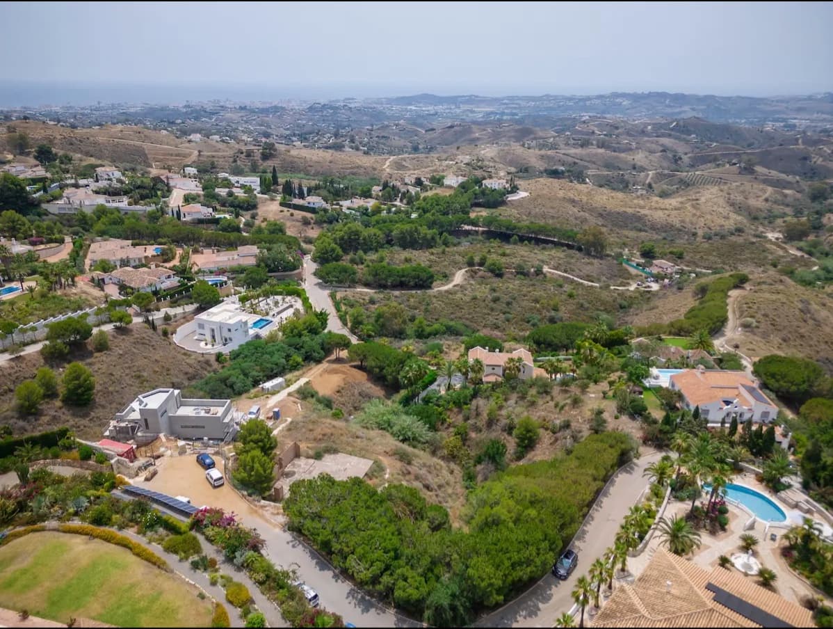 Plot in Valtocado