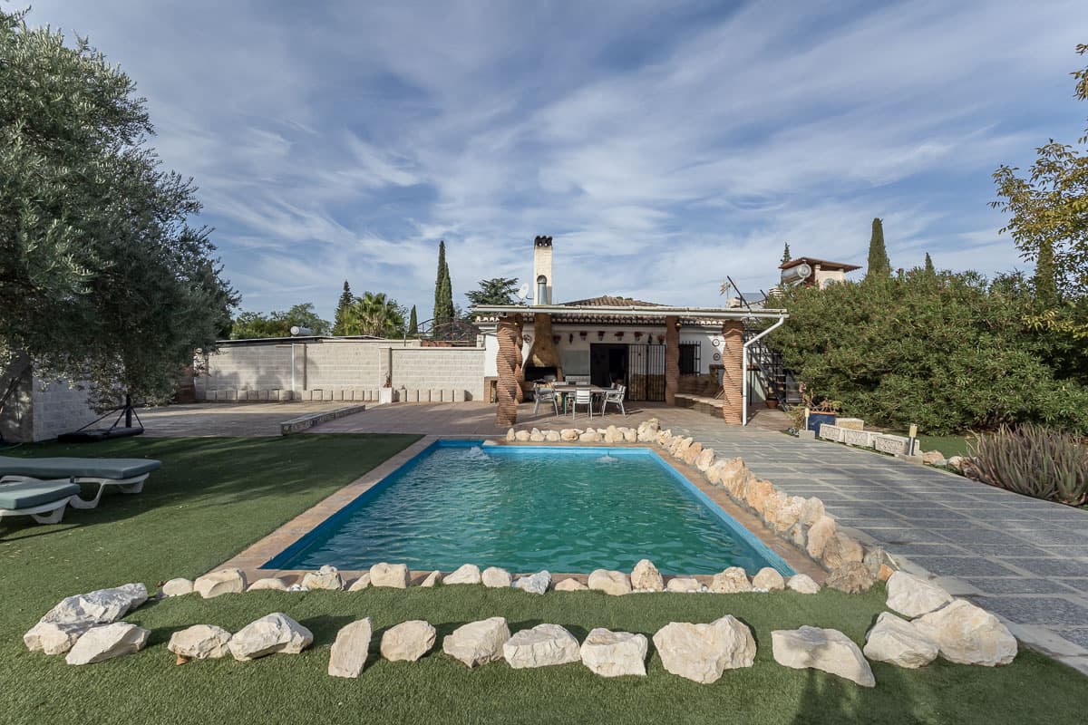 5-slaapk. Villa in Atarfe