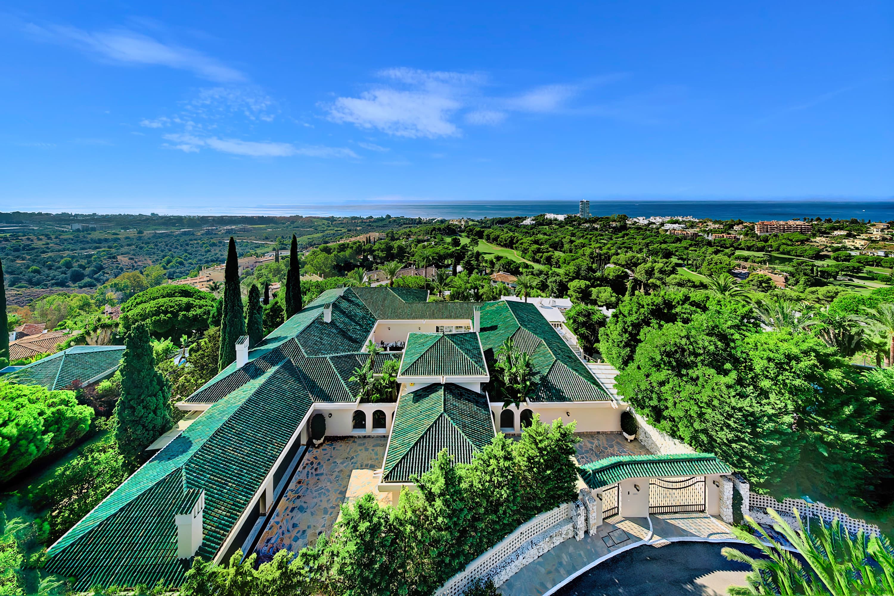 6-bed Villa in Marbella Este