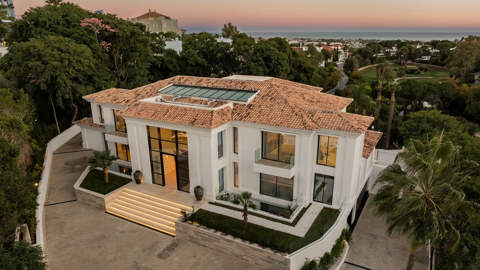 7-dorm. Villa en La Quinta