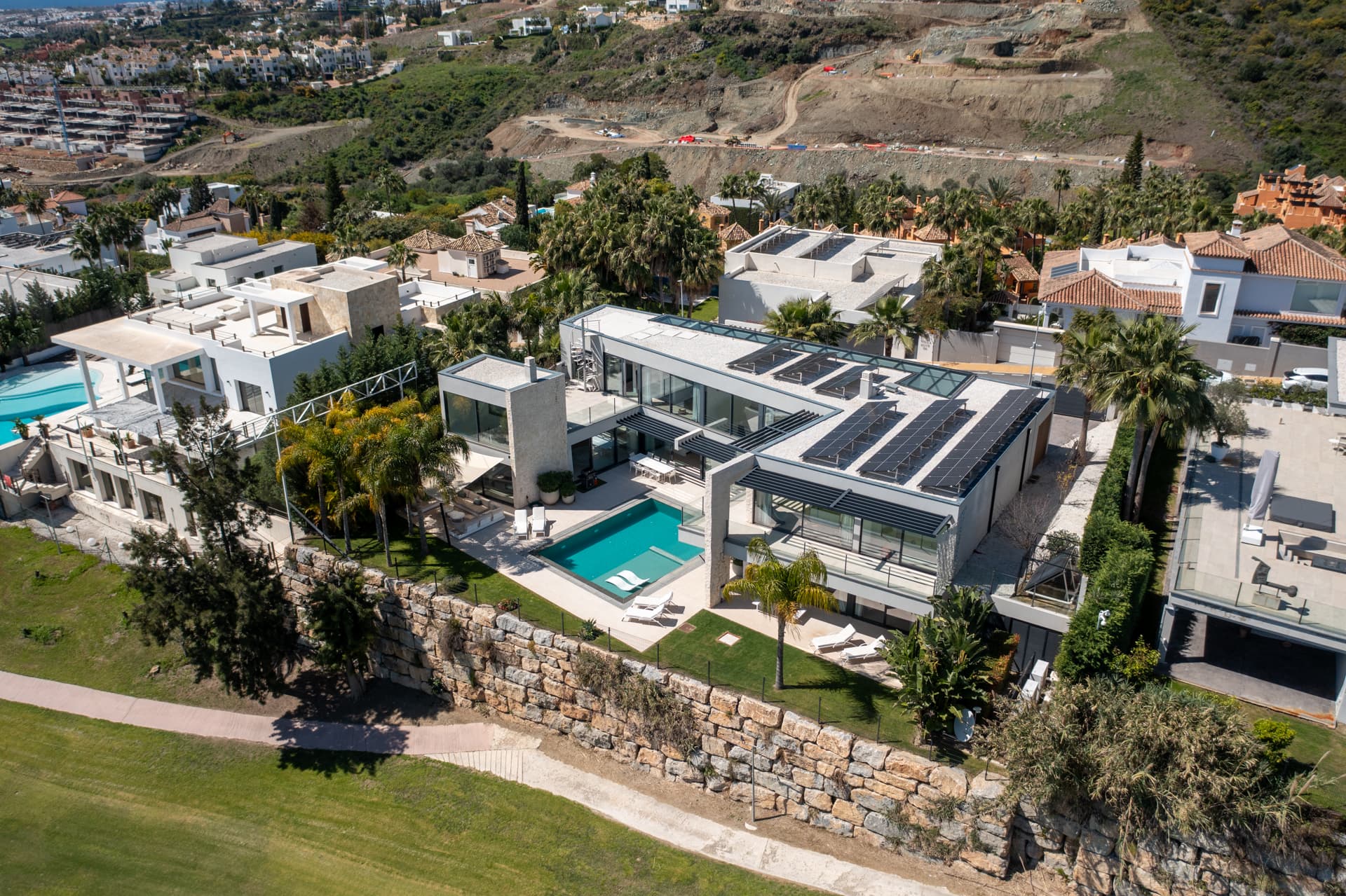 5-bed Villa in Benahavis