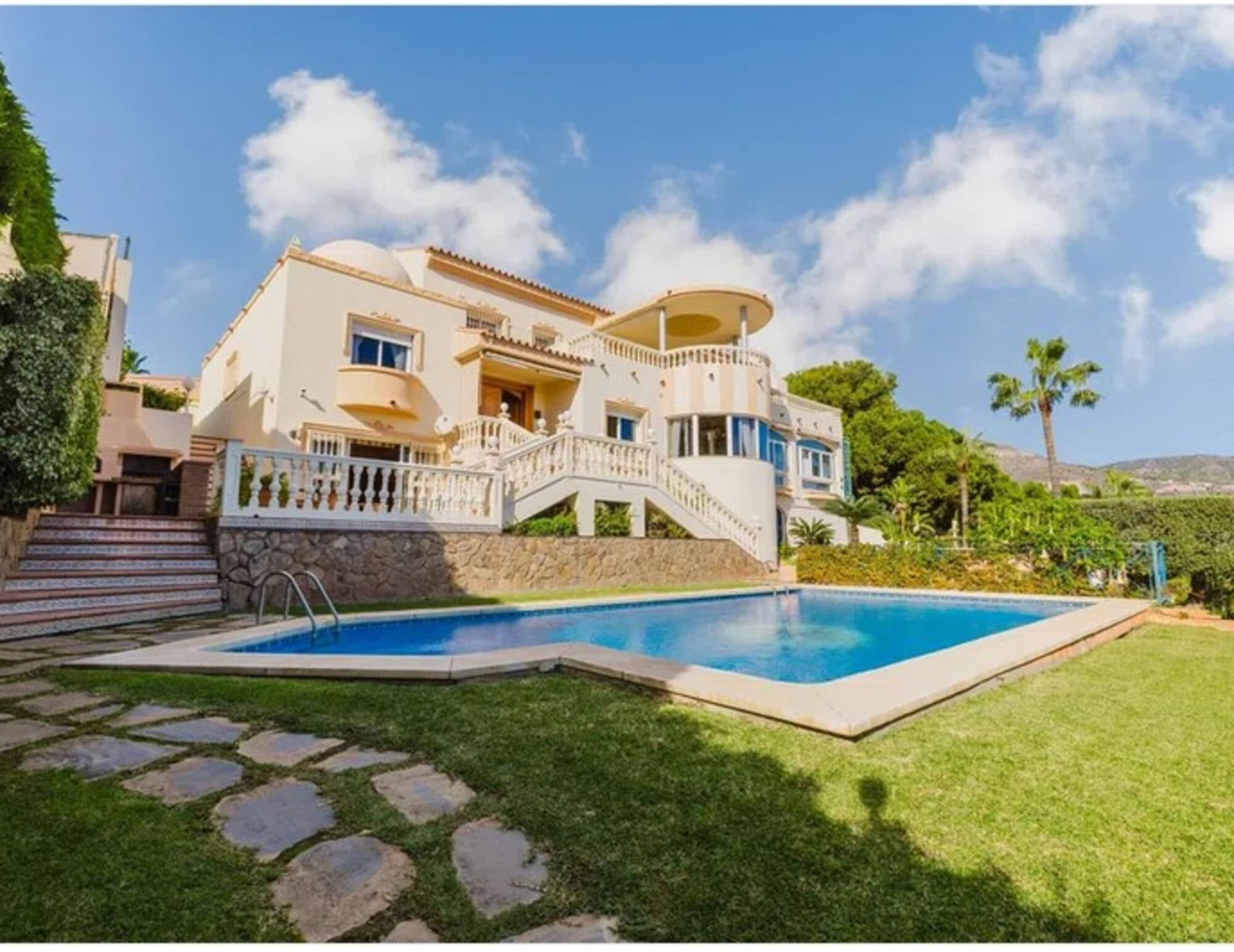 7-bed Villa in Benalmadena