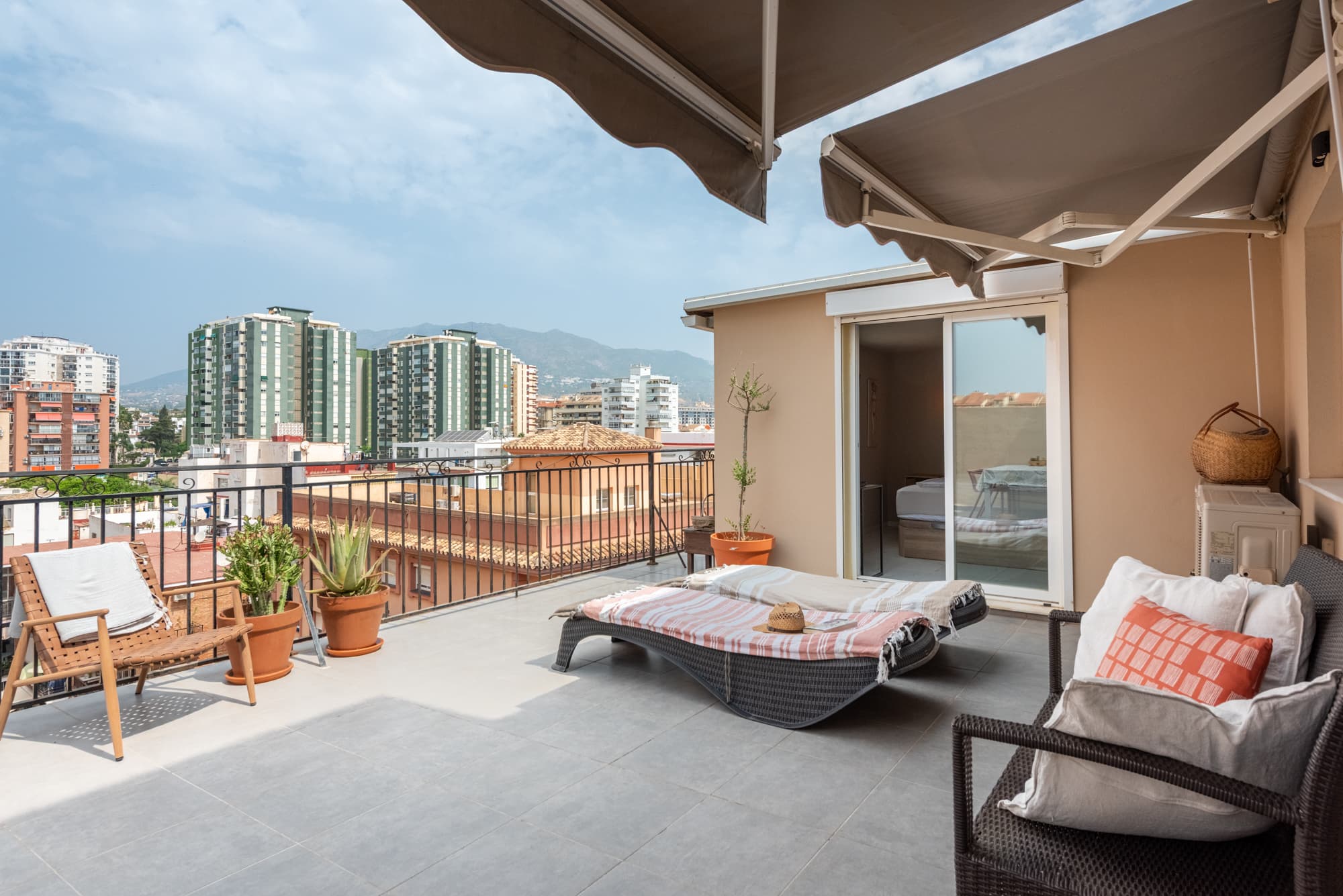 2-bed Apartment in Los Boliches