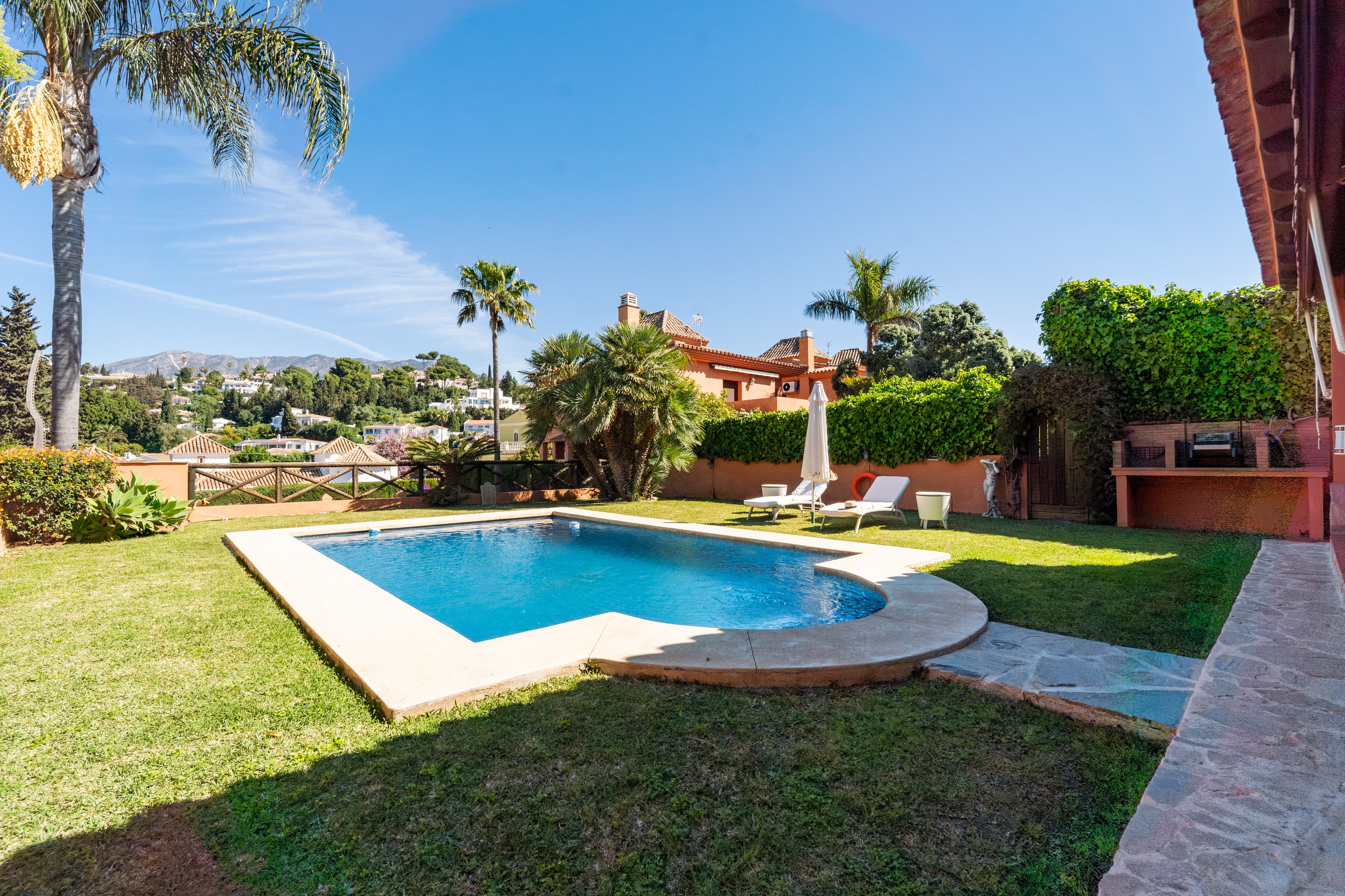 4-bed Villa in Sierrezuela