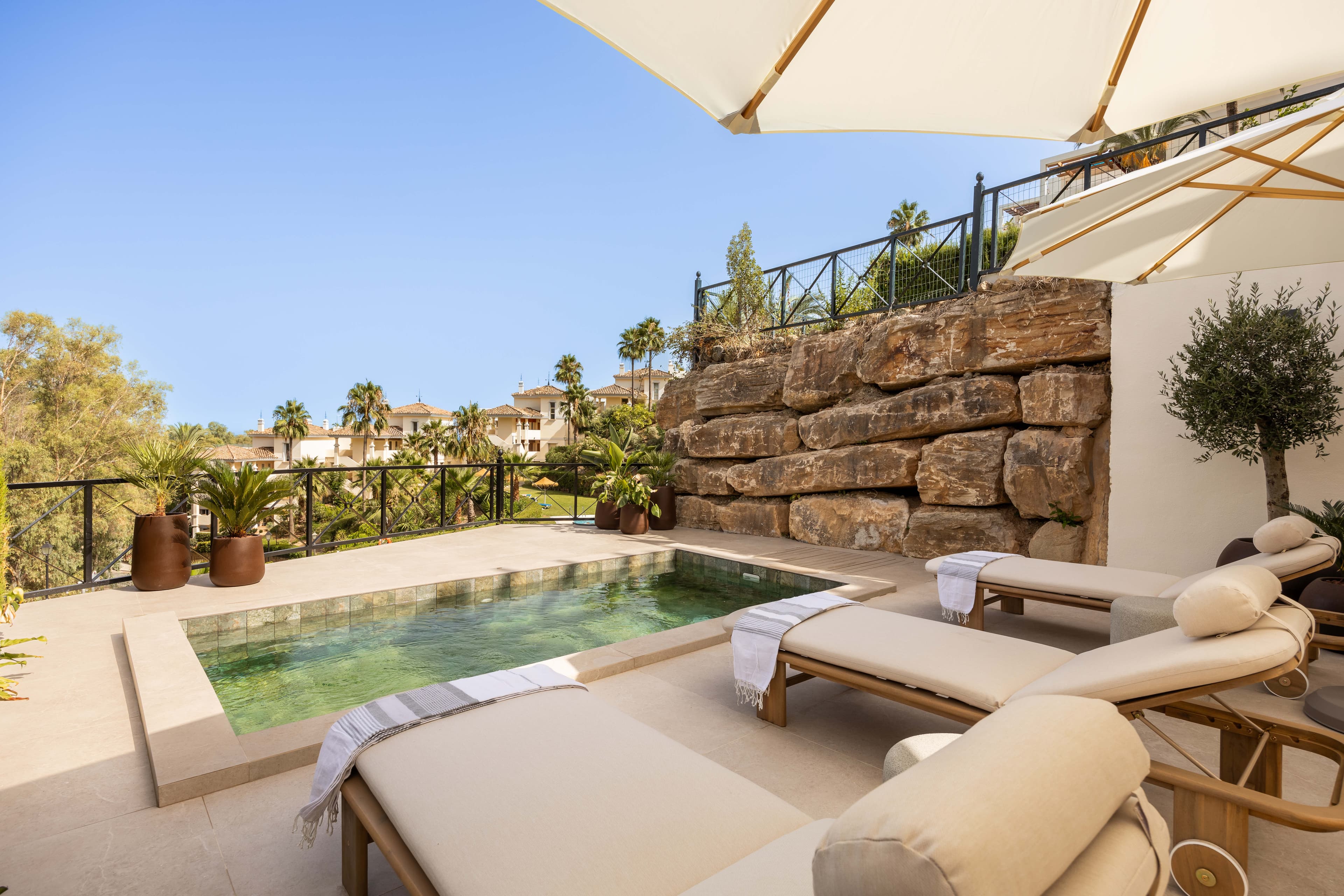 3-bed Apartment in Nueva Andalucia