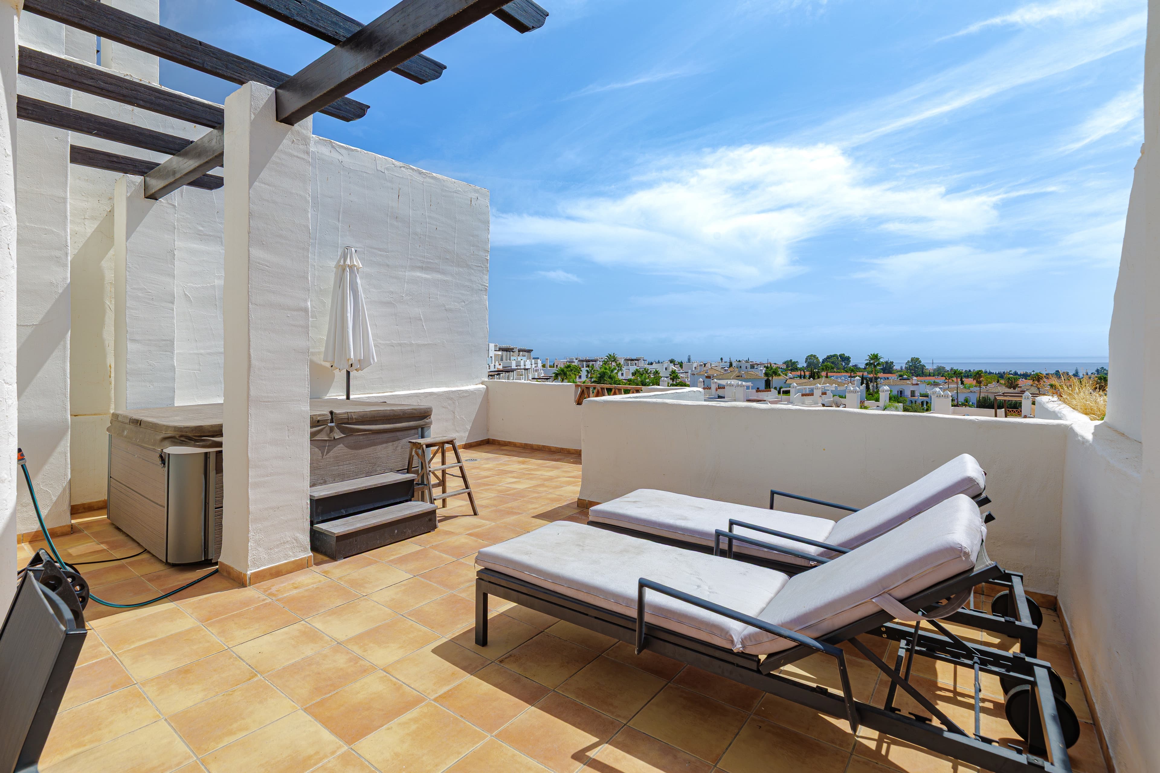 2-bed Apartment in Estepona