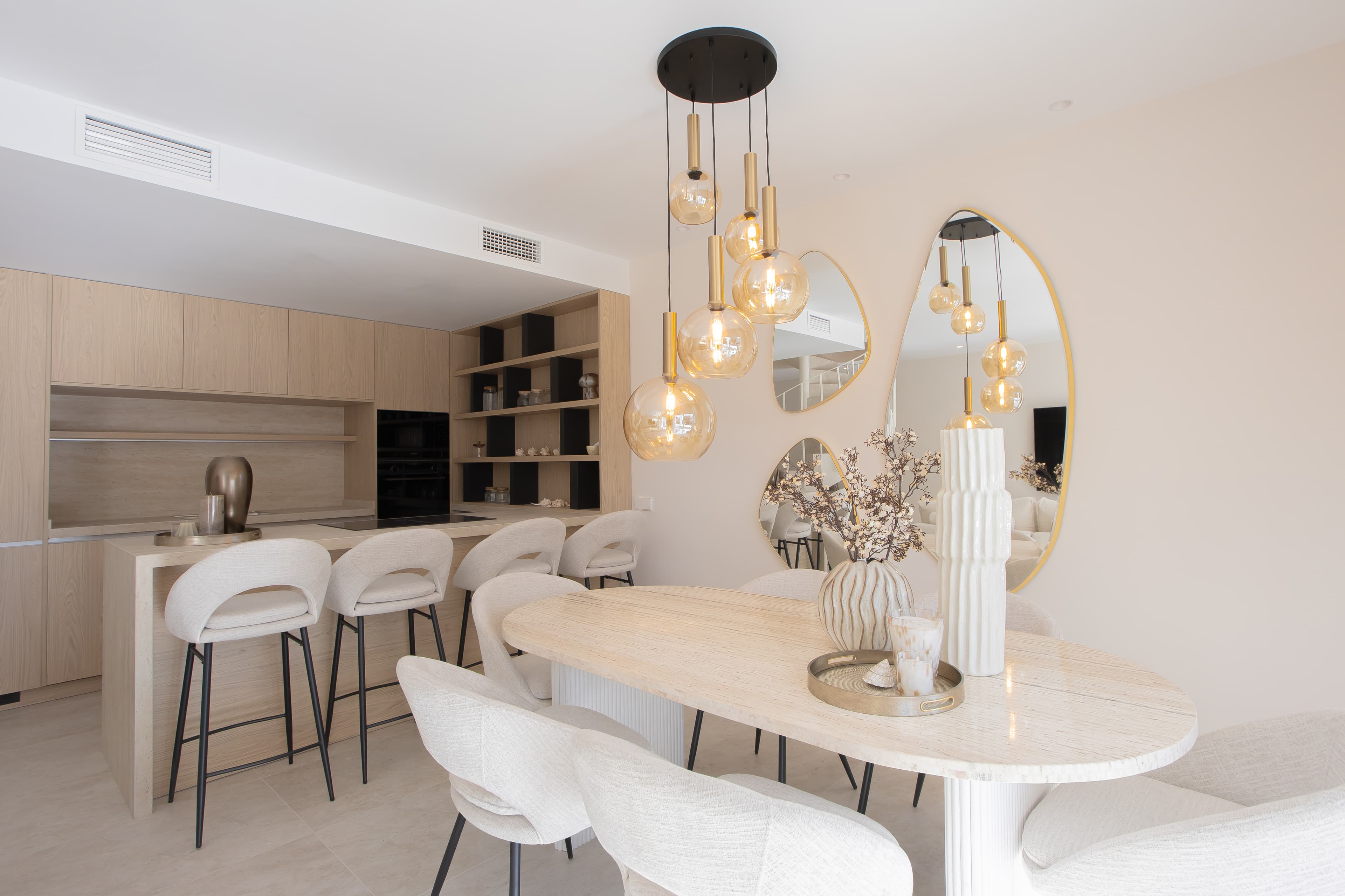 4-bed Apartment in Nueva Andalucia