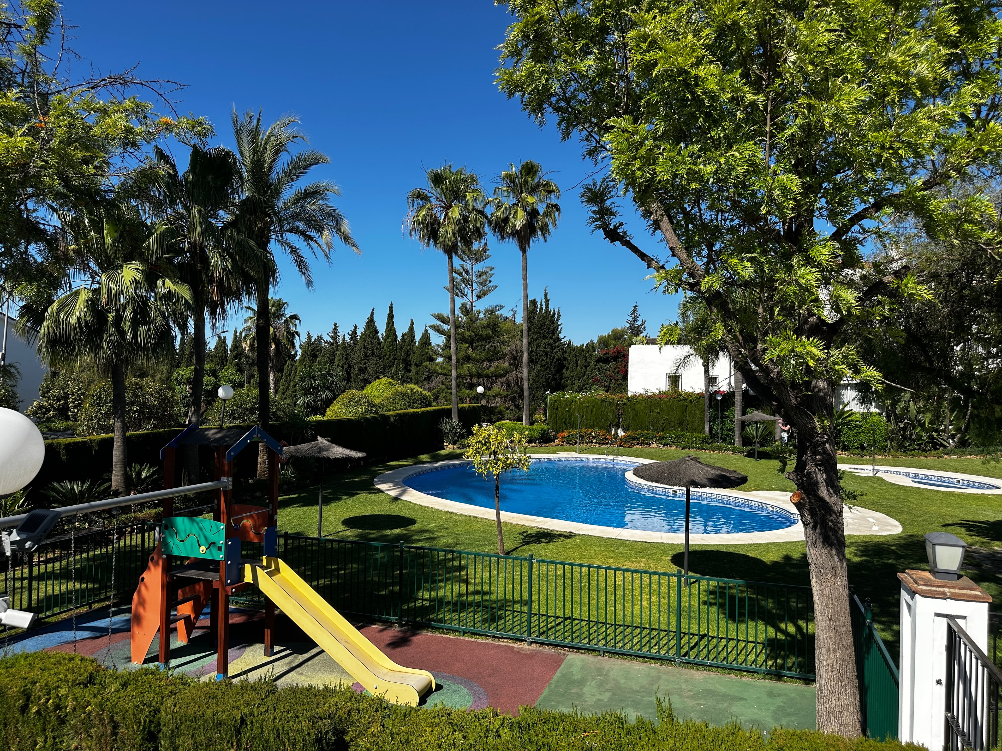 3-slaapk. Rijtjeshuis in Marbella Golden Mile