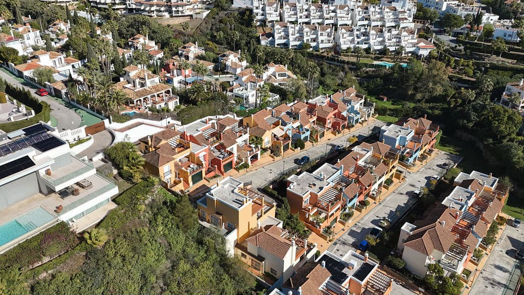 4-bed Townhouse in Nueva Andalucia