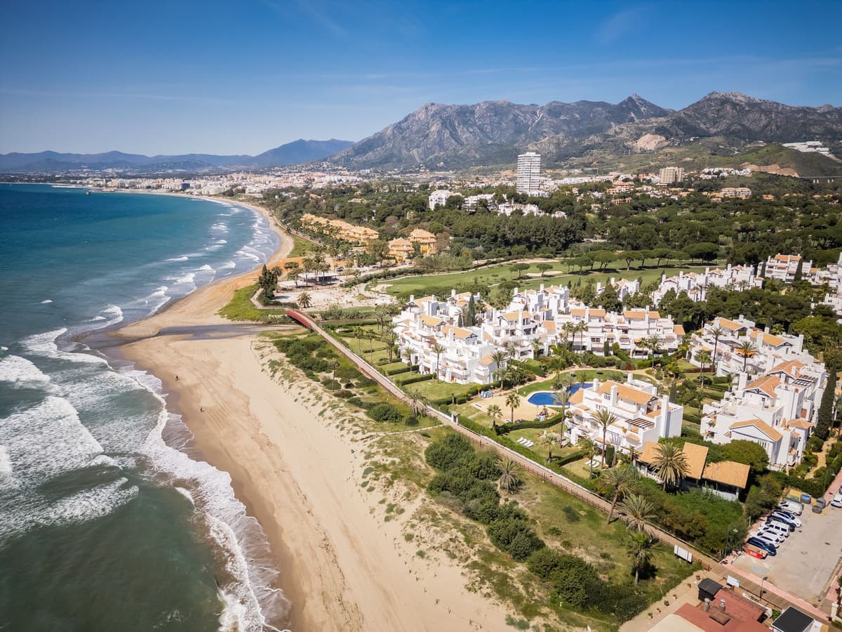 3-bed Apartment in Marbella Este