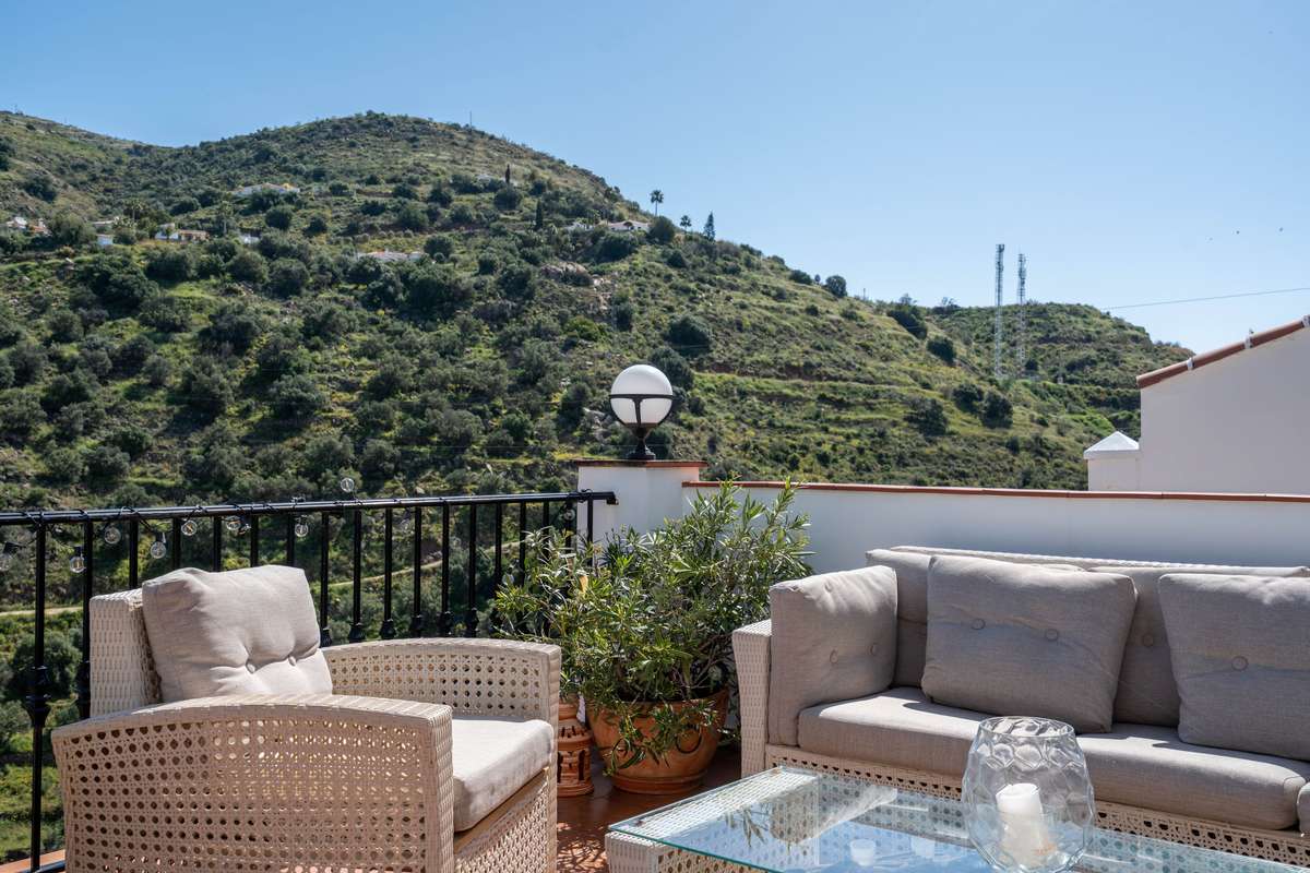 10-bed Townhouse in Torrox Pueblo