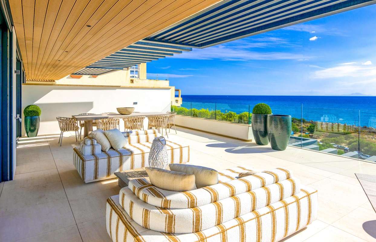 2-bed Apartment in Estepona
