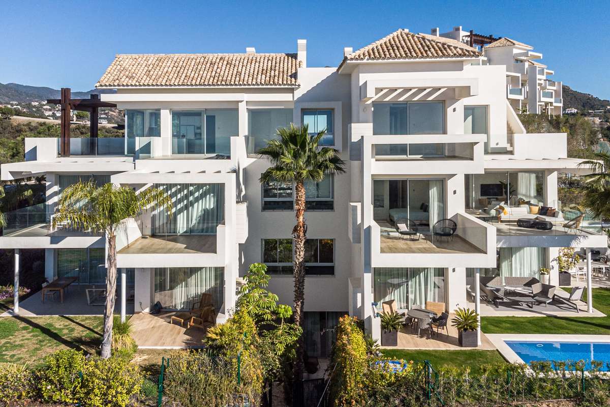 3-bed Apartment in Benahavís