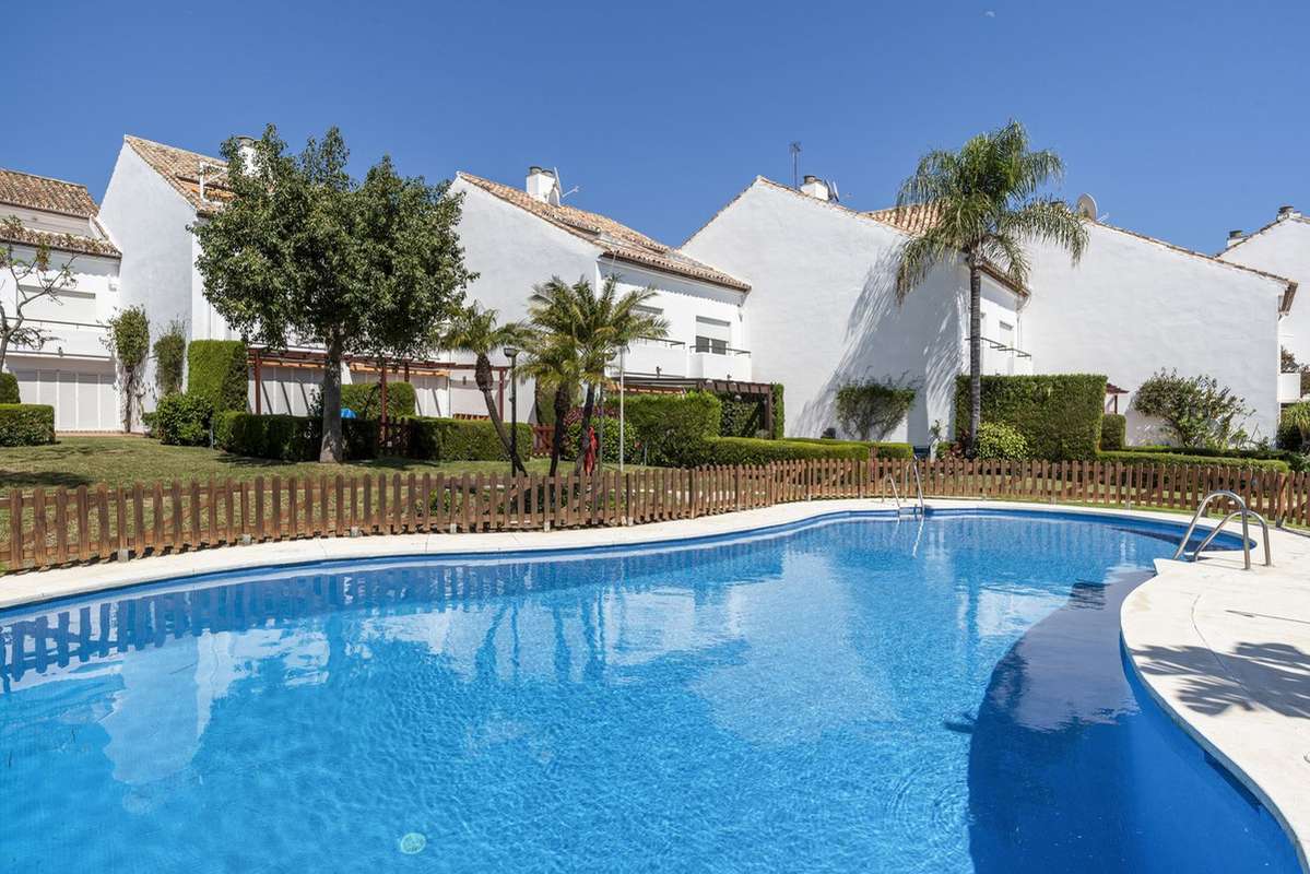3-bed Townhouse in Estepona