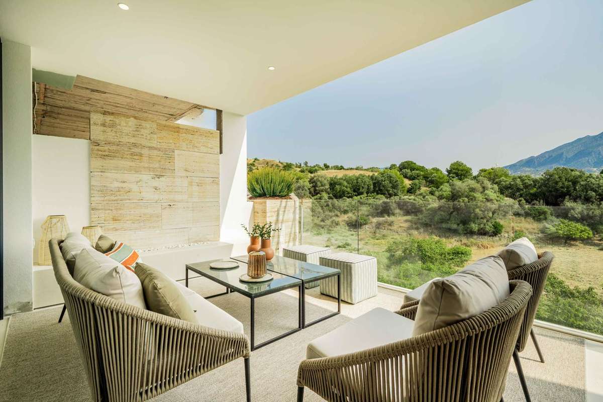 2-bed Apartment in Nueva Andalucía