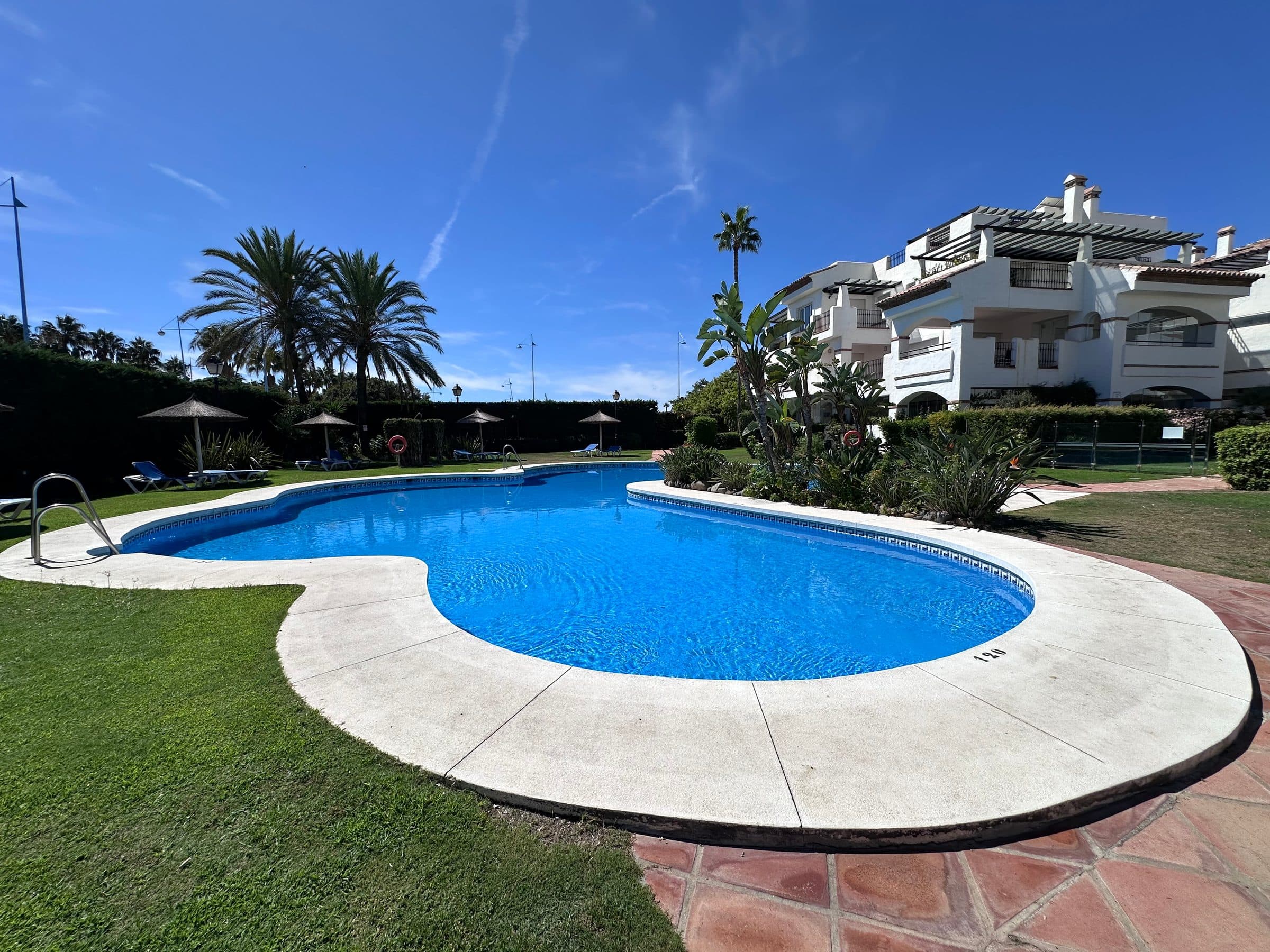 2-bed Apartment in San Pedro de Alcántara