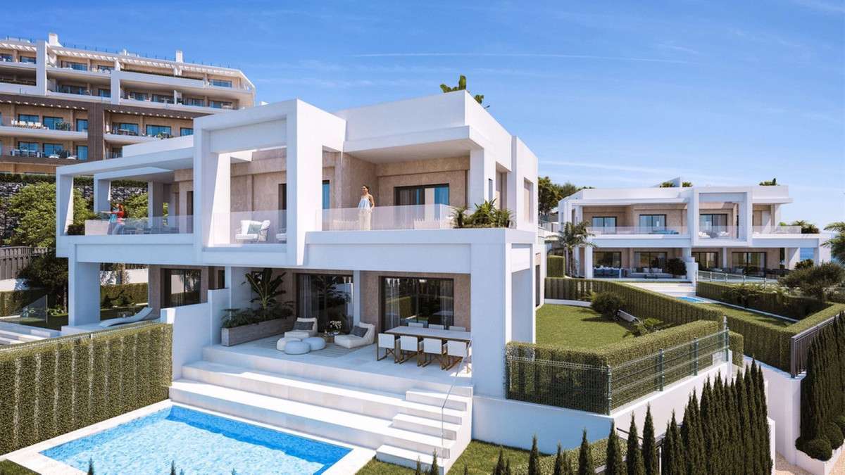 3-bed Apartment in Estepona