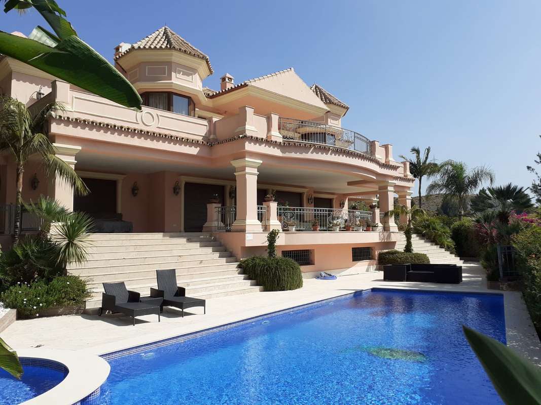 4-bed Villa in Benahavís