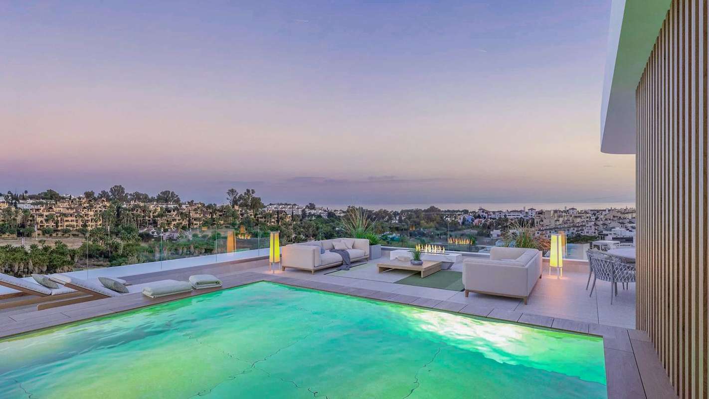 4-bed Townhouse in Estepona