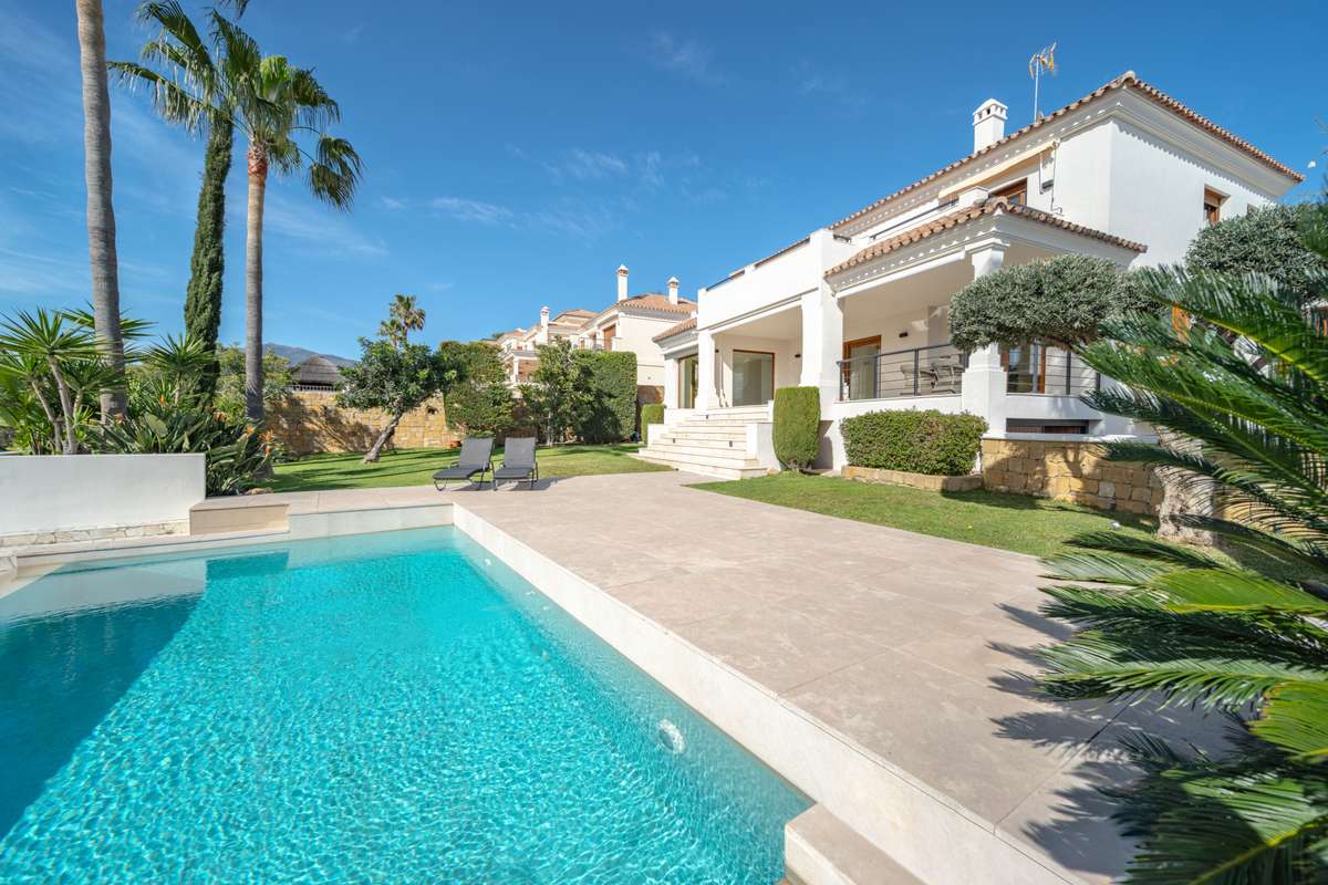 5-bed Villa in Benahavís