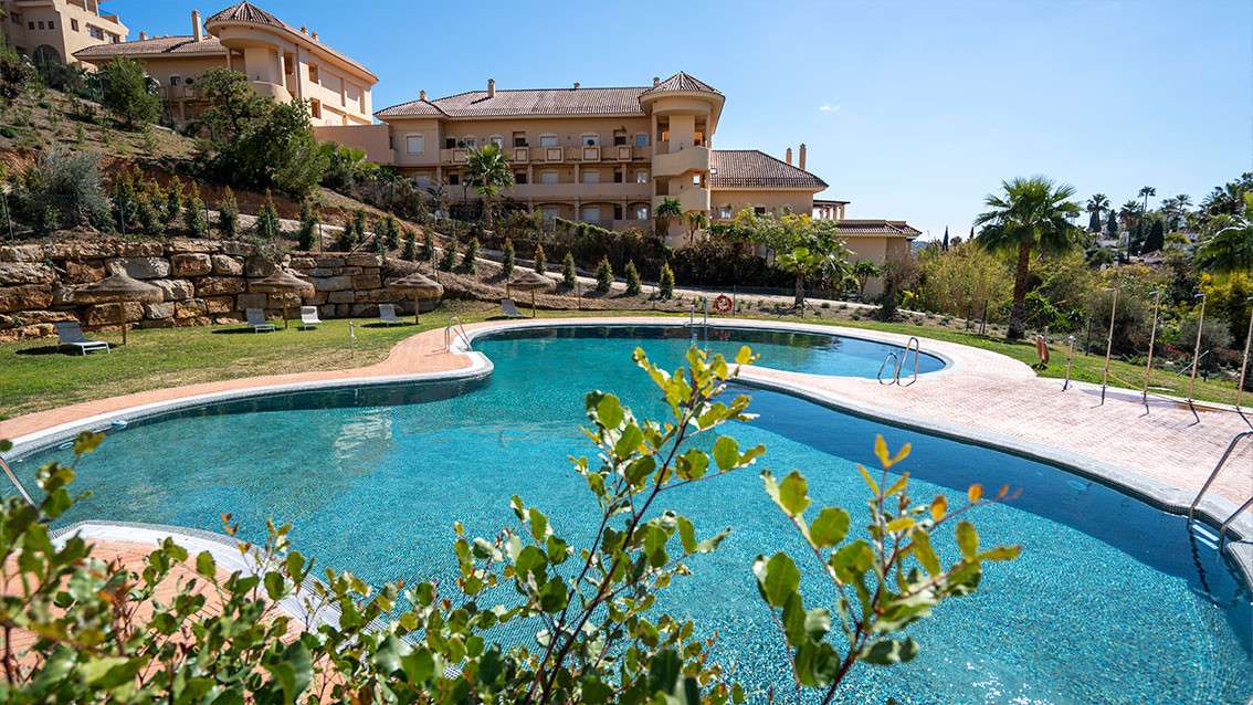 2-bed Apartment in Nueva Andalucía