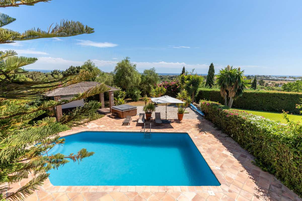 5-bed Villa in Benahavís