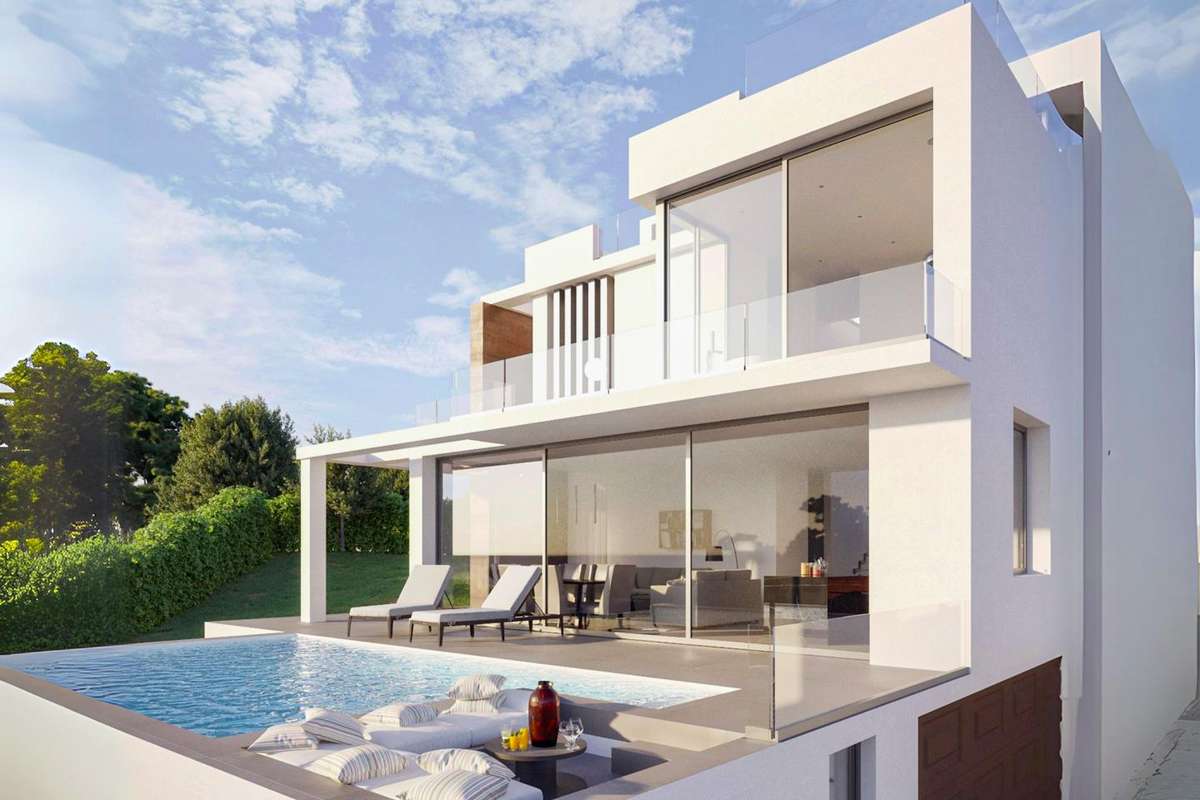 4-bed Villa in Estepona
