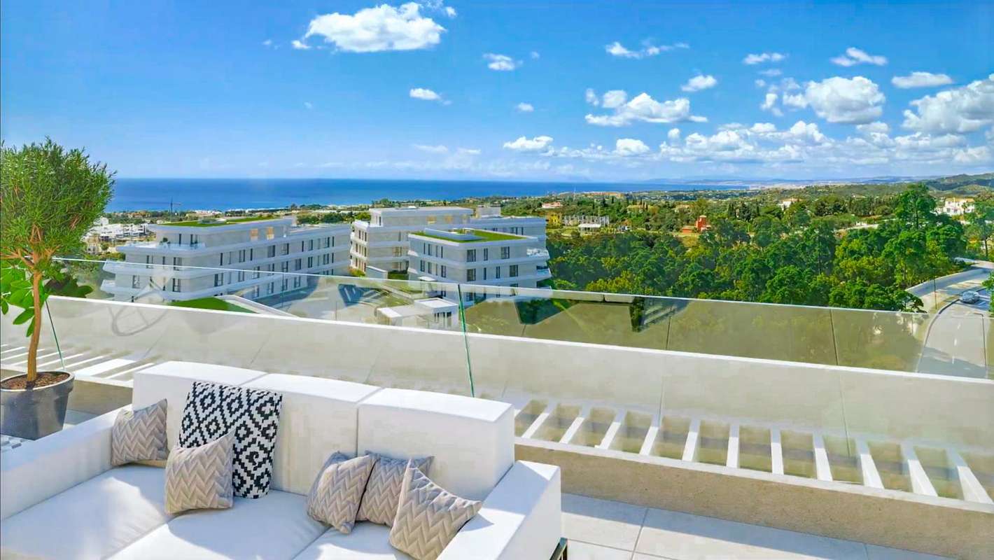2-bed Apartment in Estepona